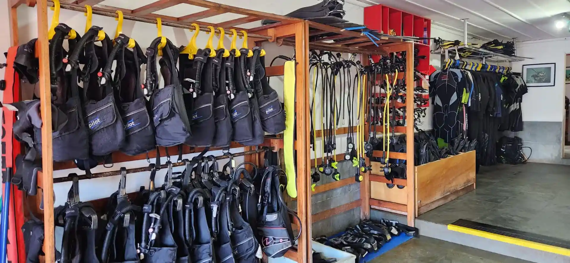 Foto de la tienda de buceo