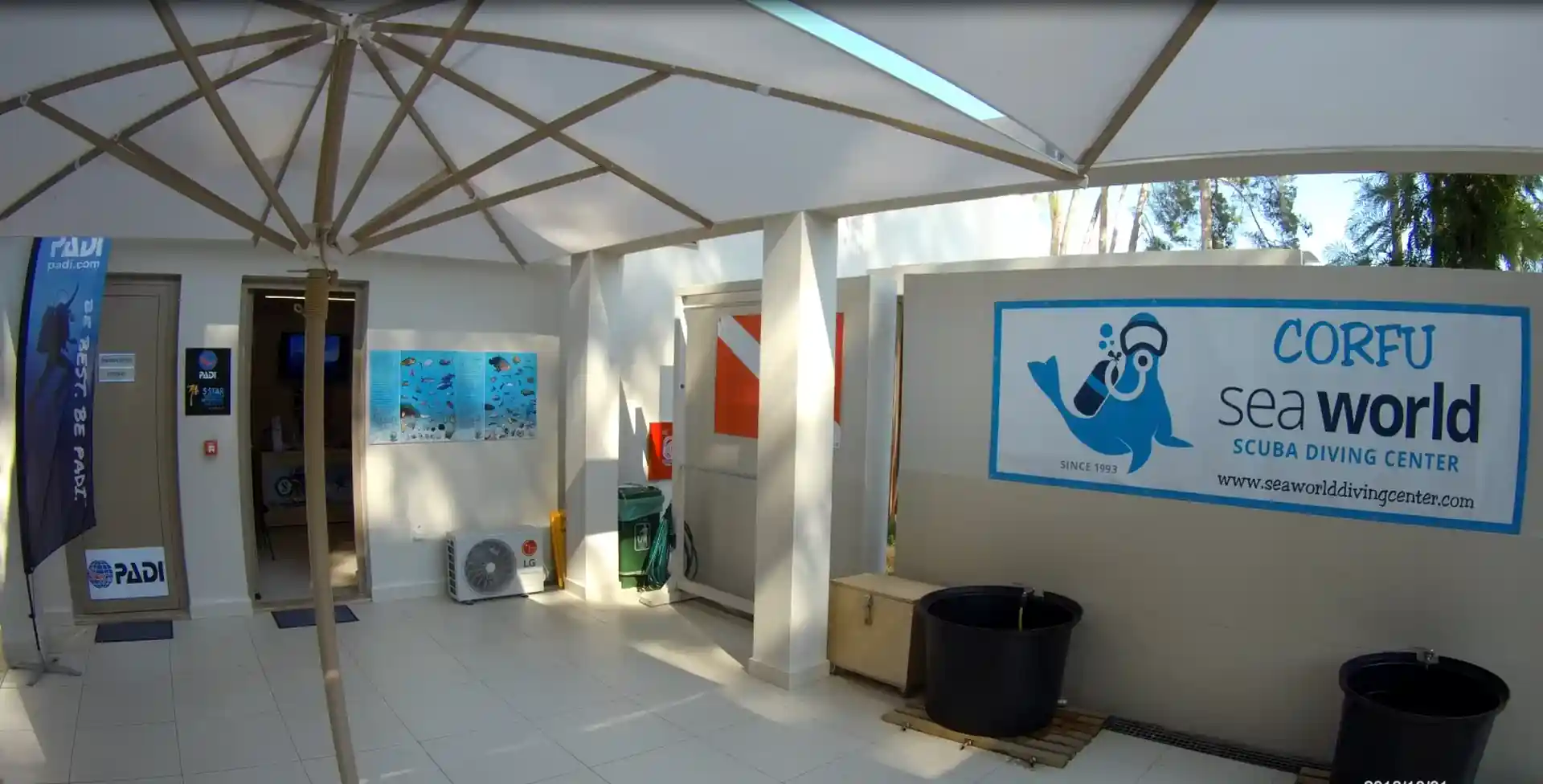 Dive shop photo