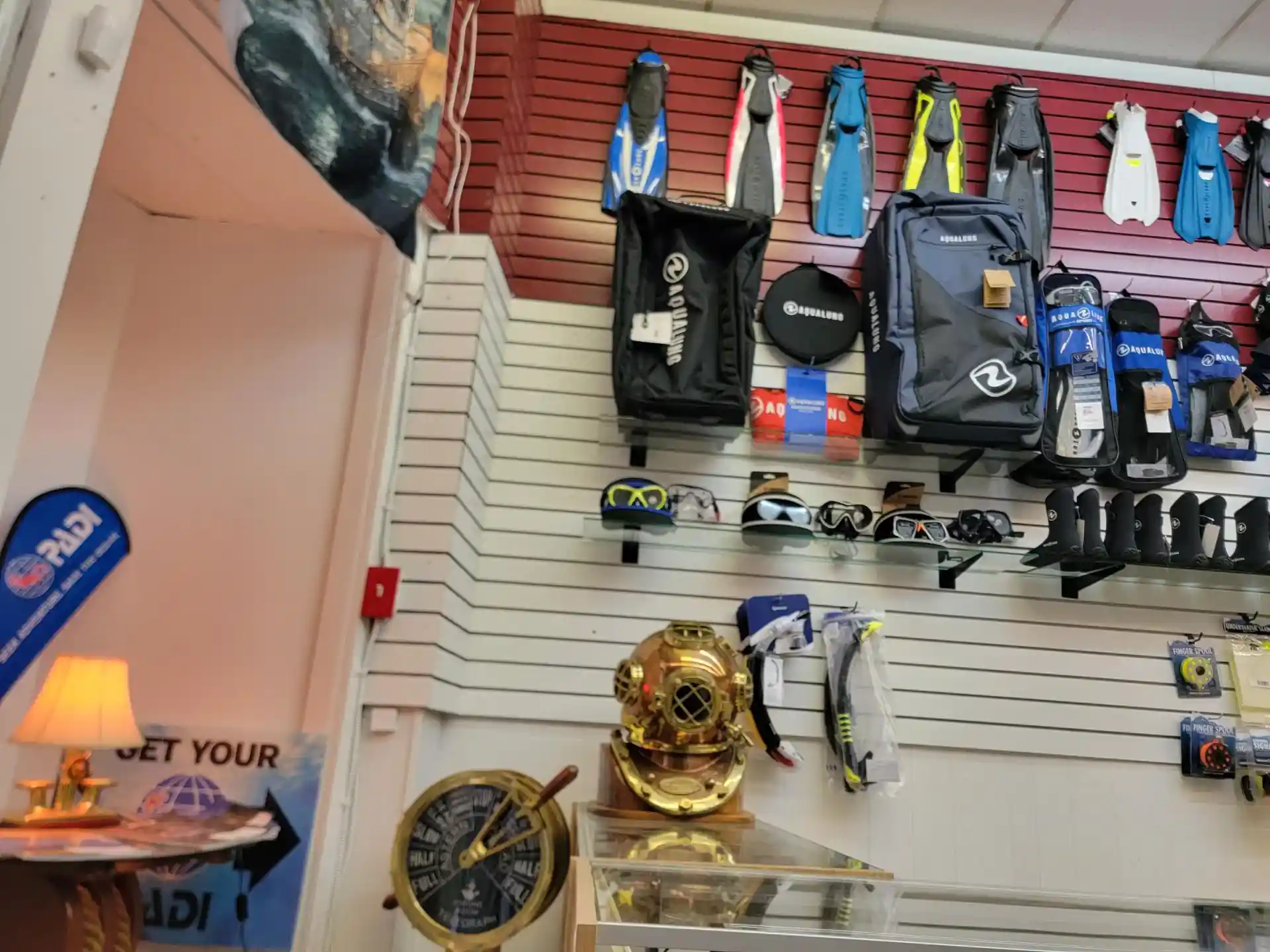 Dive shop photo