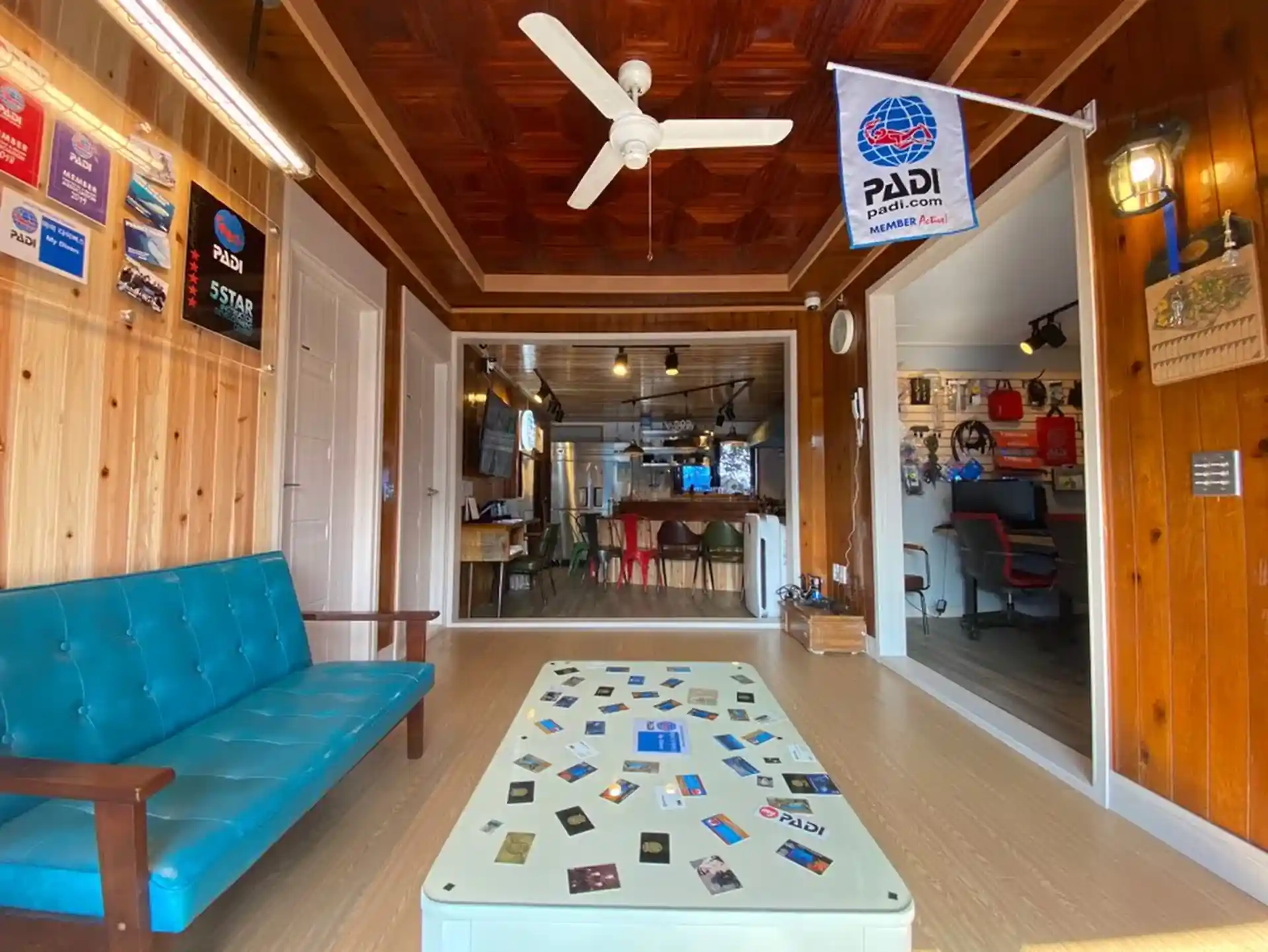 Dive shop photo