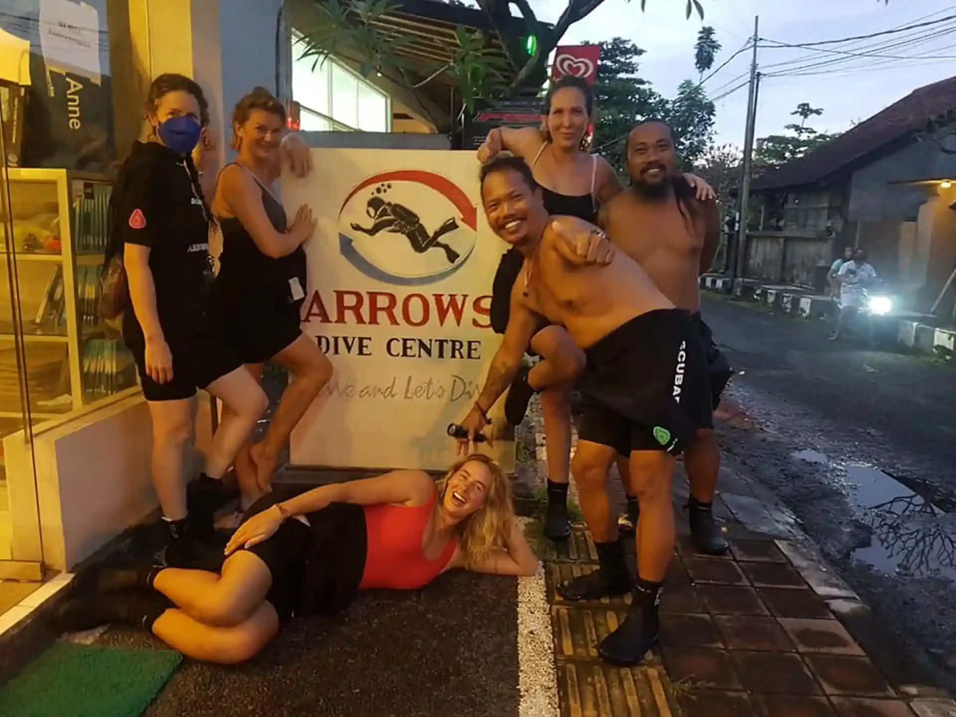 Dive shop photo