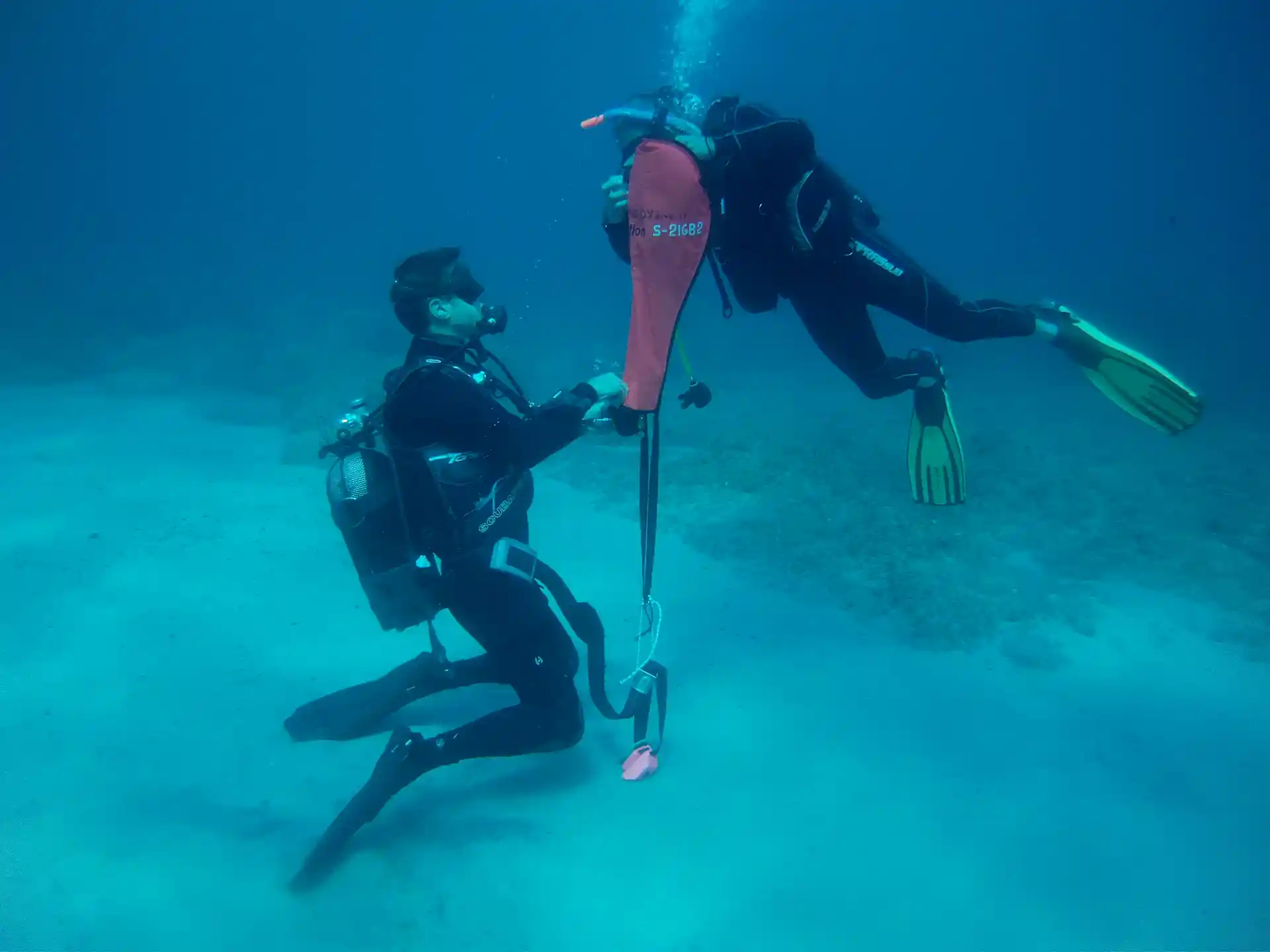 Exercice d'entraînement pendant le cours Open Water