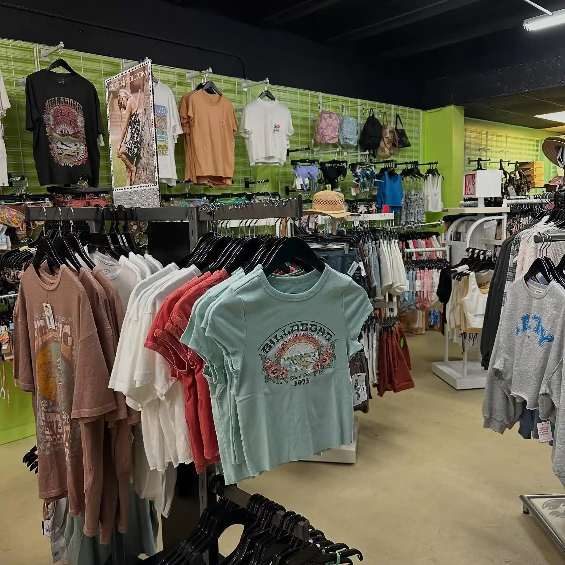 Dive shop photo