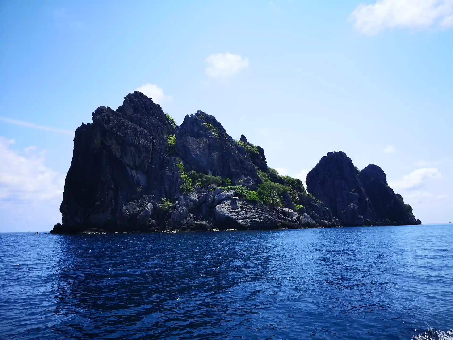 Koh Ngam Yai one of the bird nest island in the Mu Ko Chumphon Marine Park