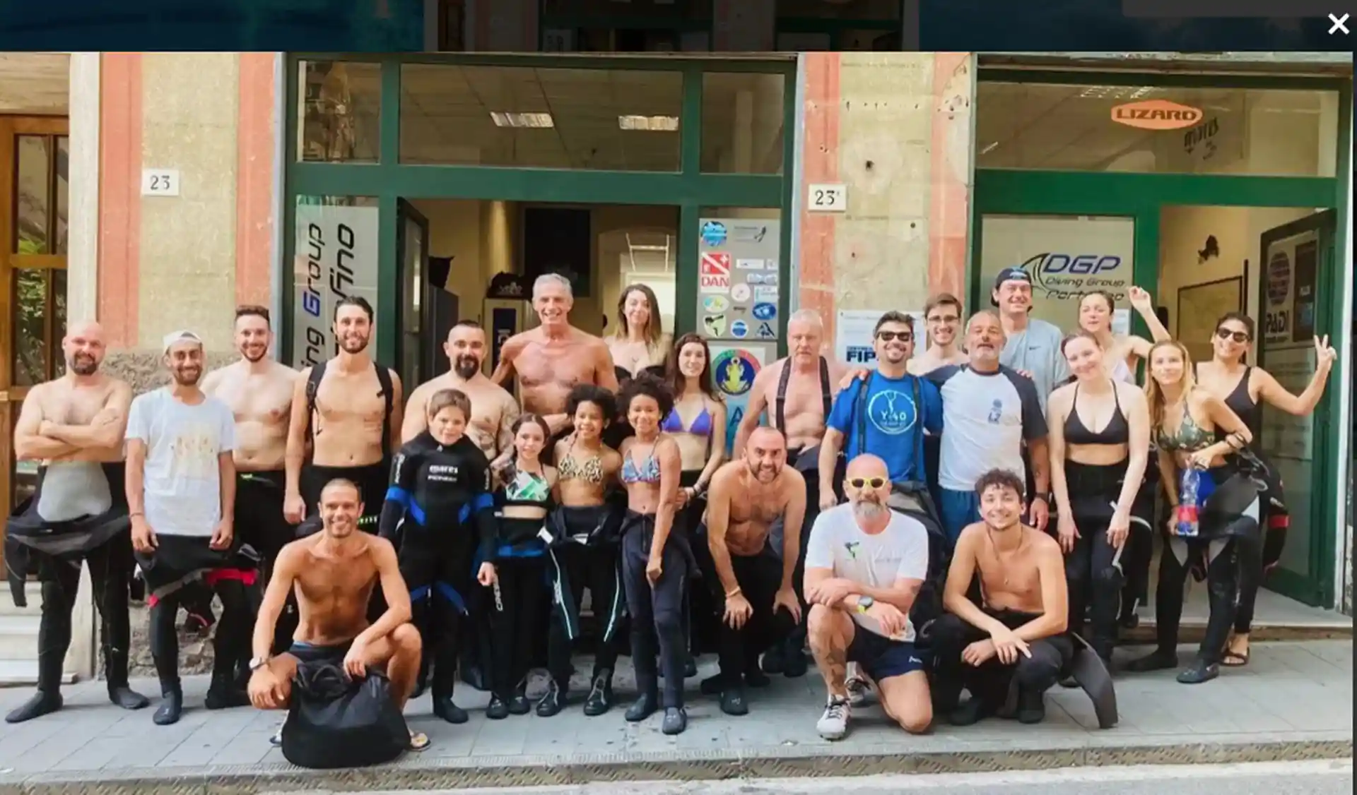 Foto de la tienda de buceo