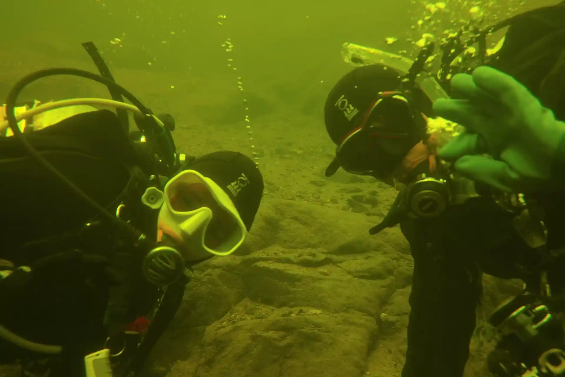 Dive shop photo