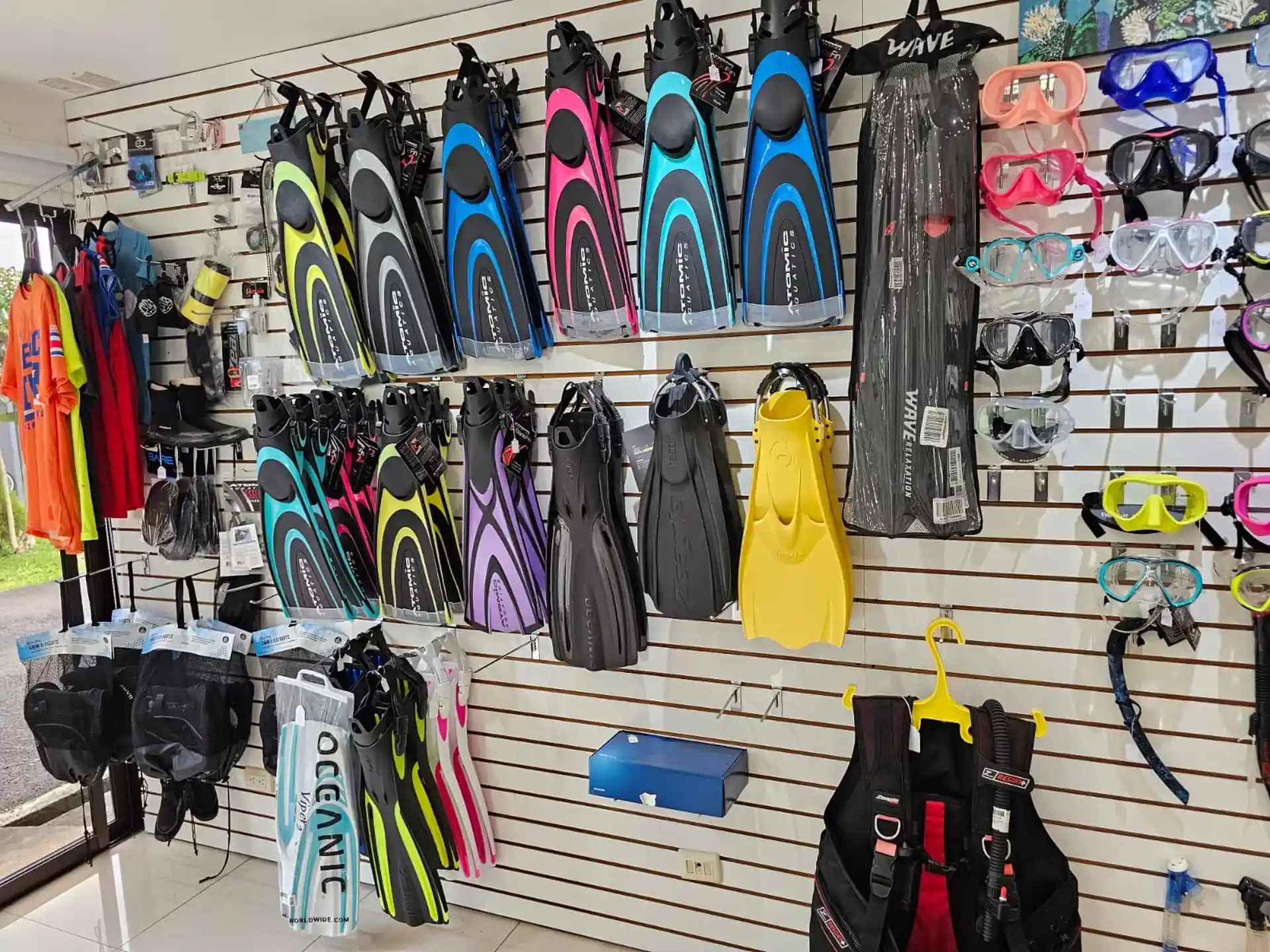 Dive shop photo