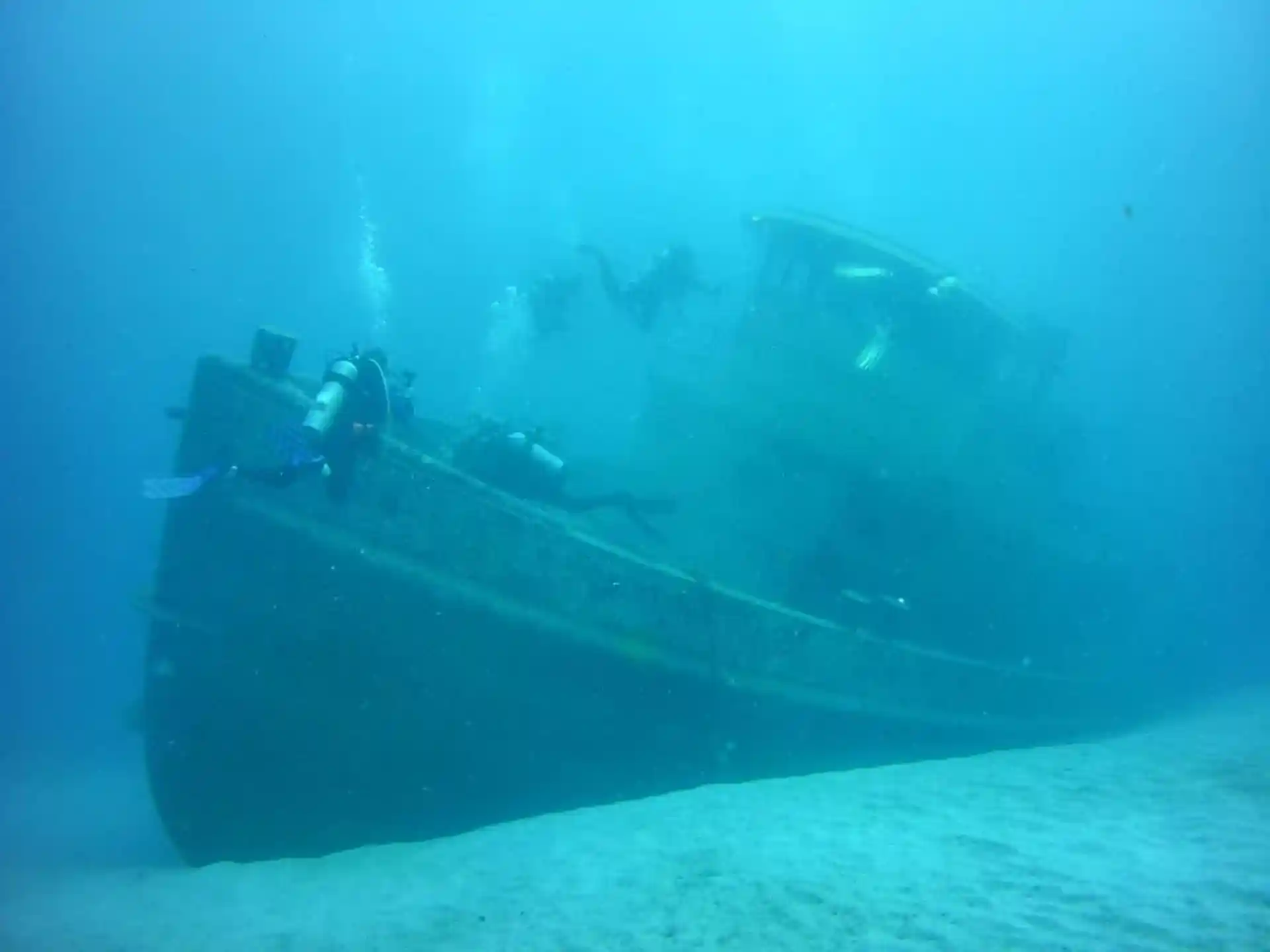 Dive shop photo