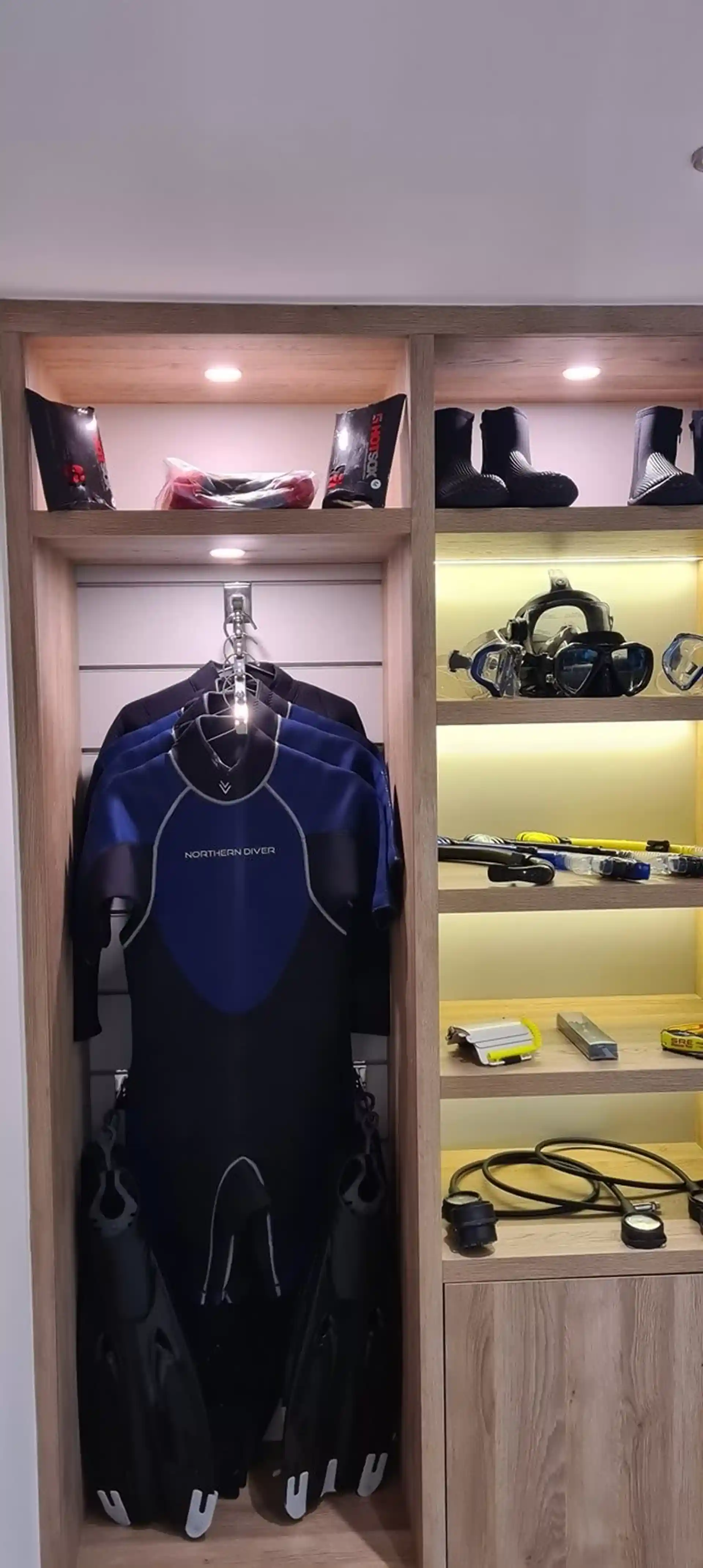 Dive shop photo