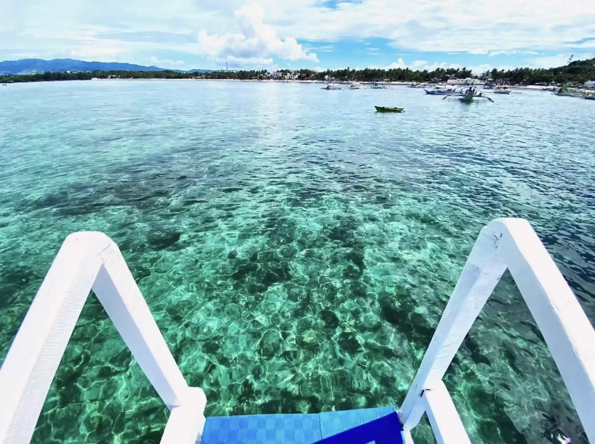 Dive shop photo