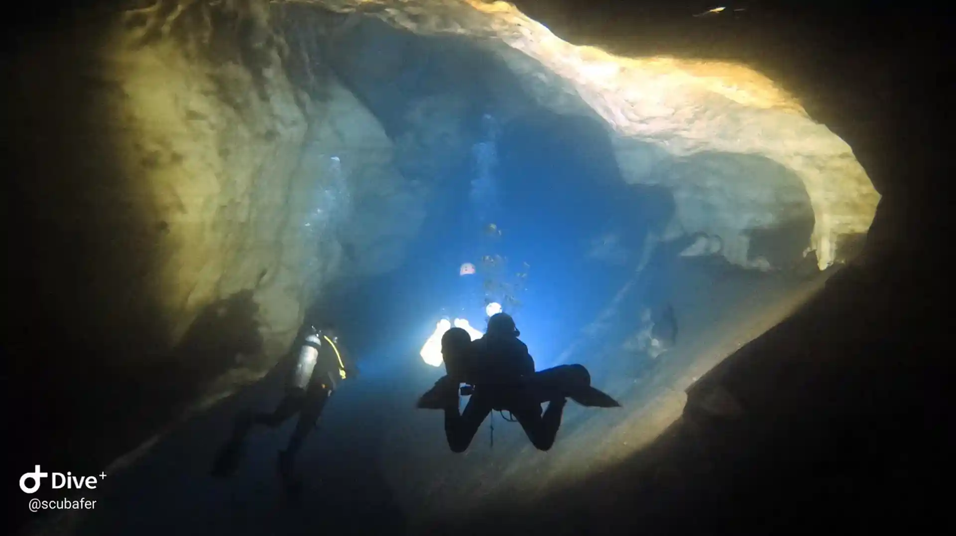 Plongée spéléo