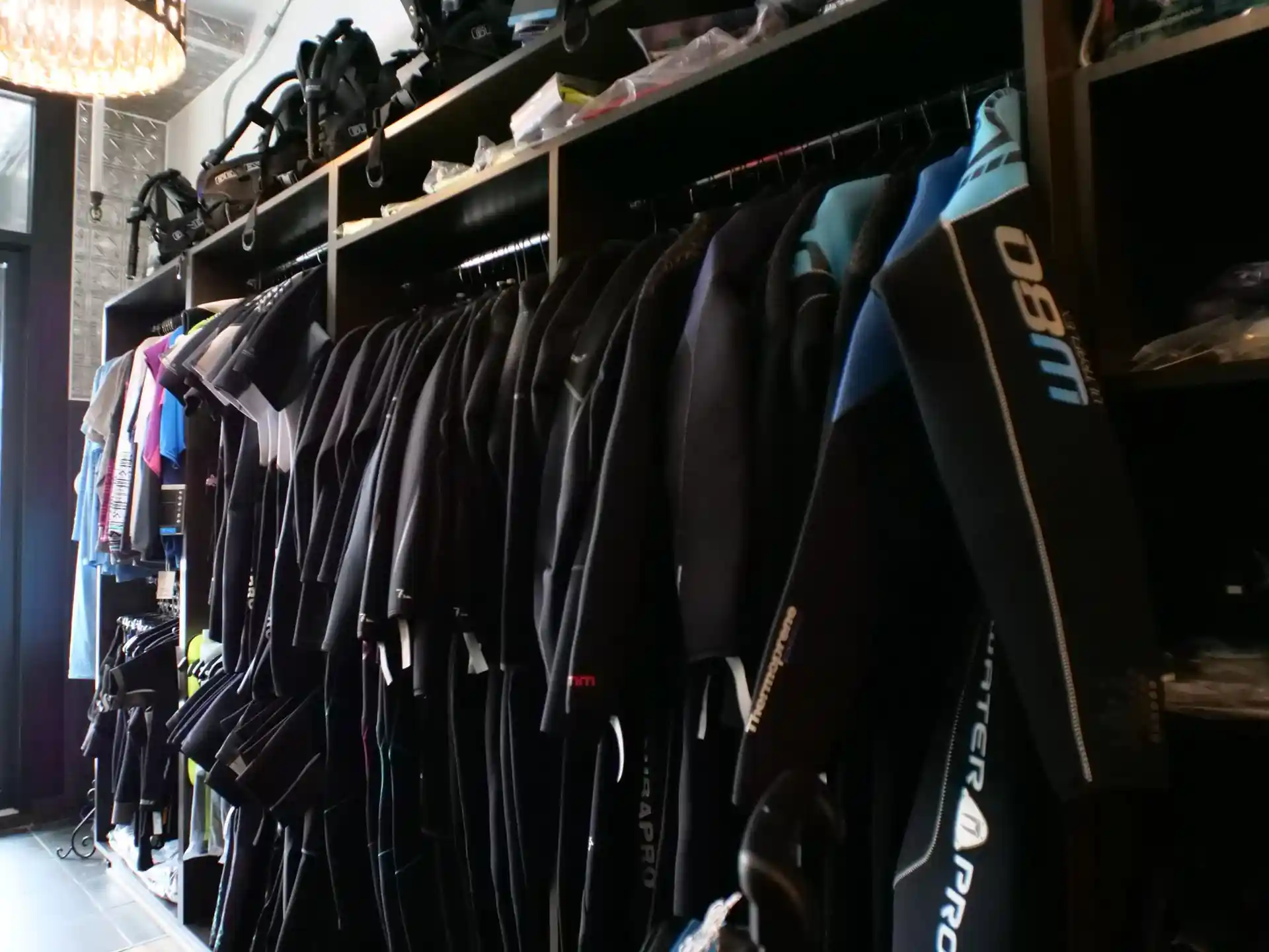 Dive shop photo