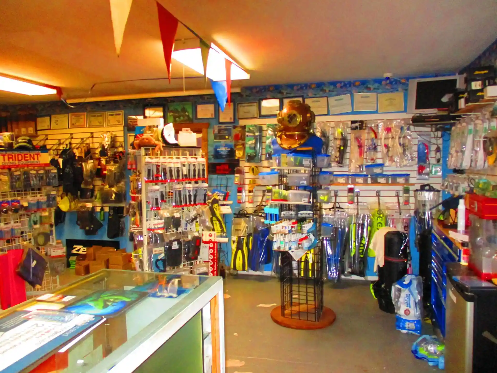 Dive shop photo
