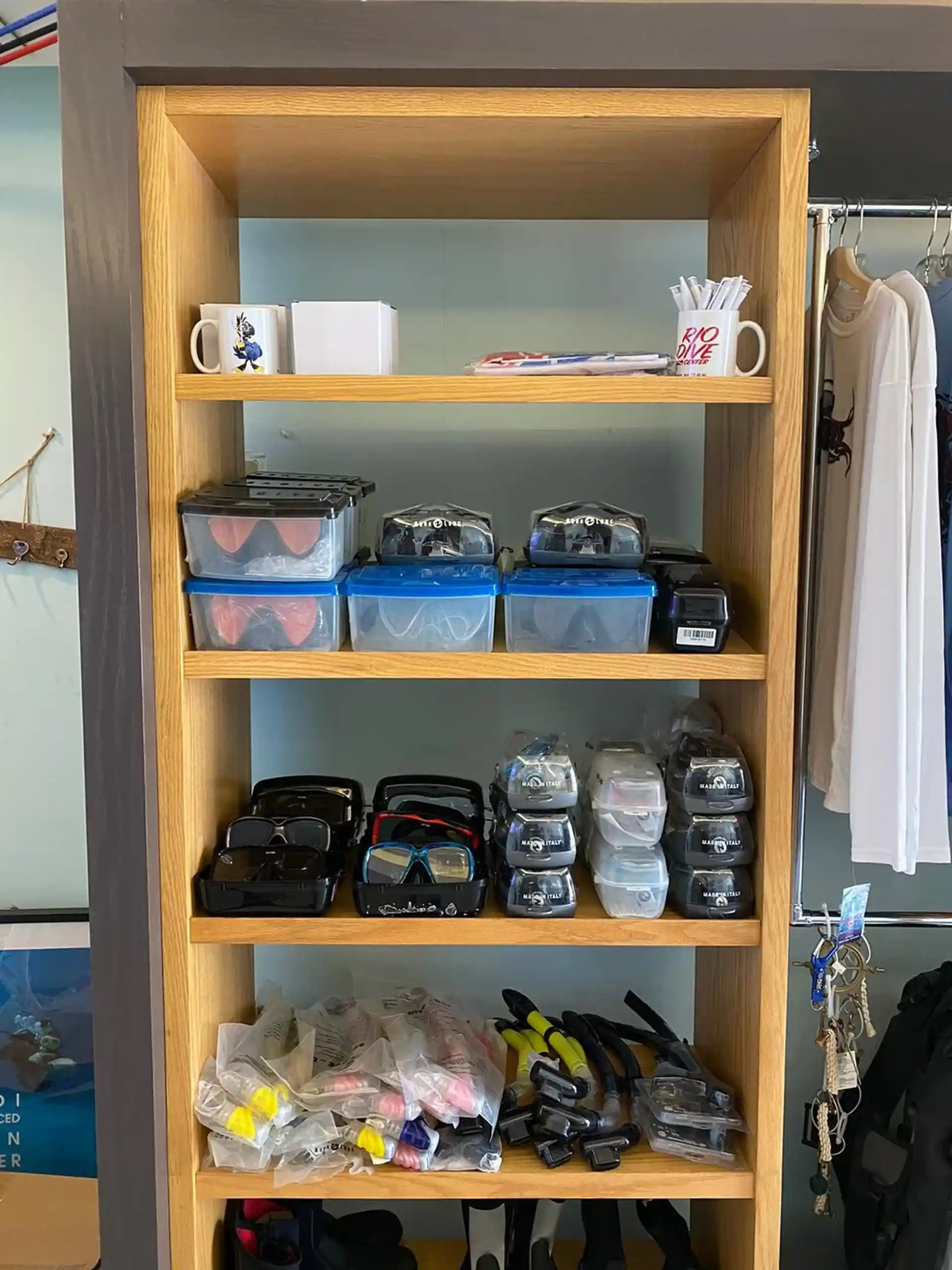 Dive shop photo