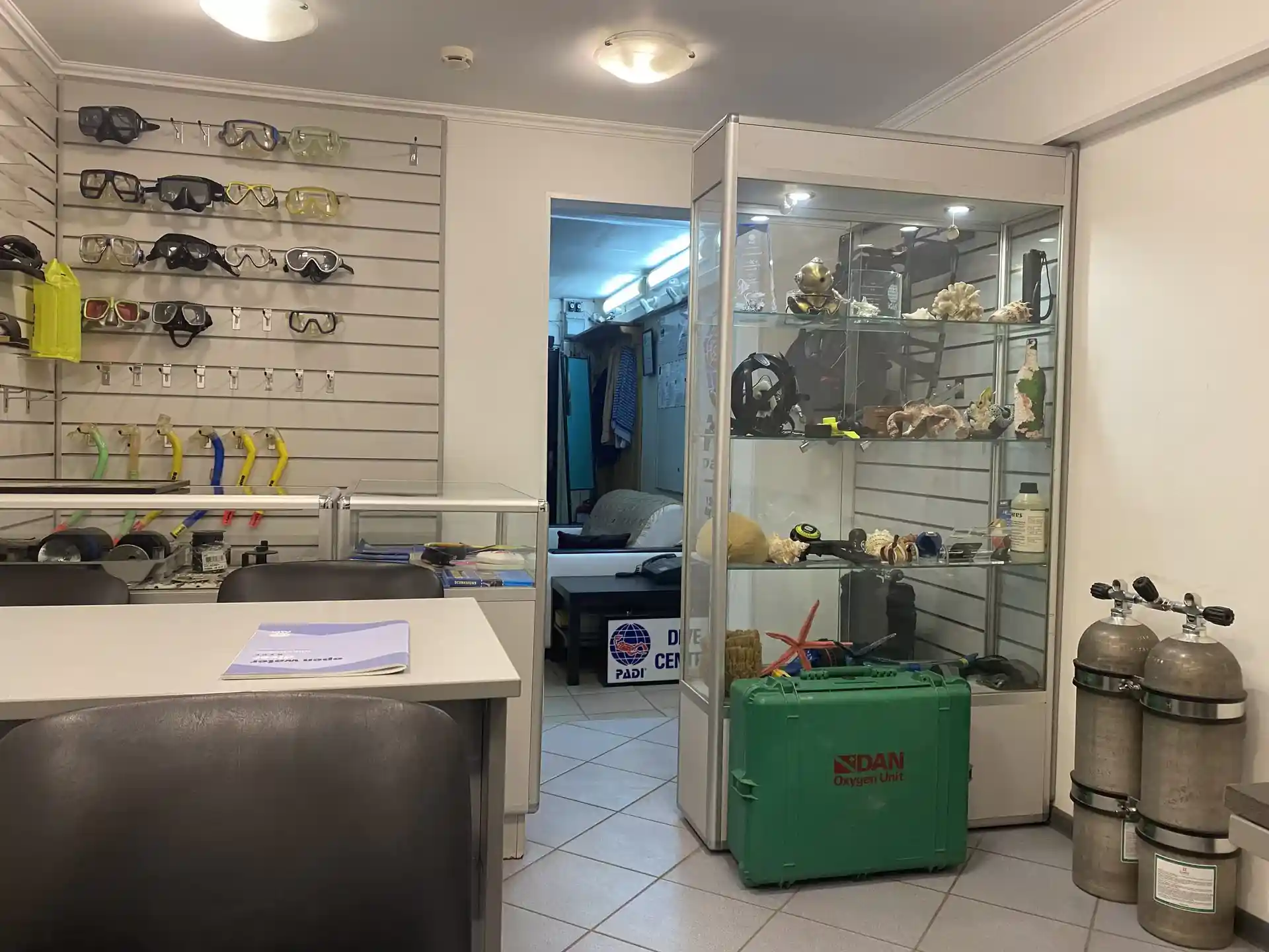 潛店照片