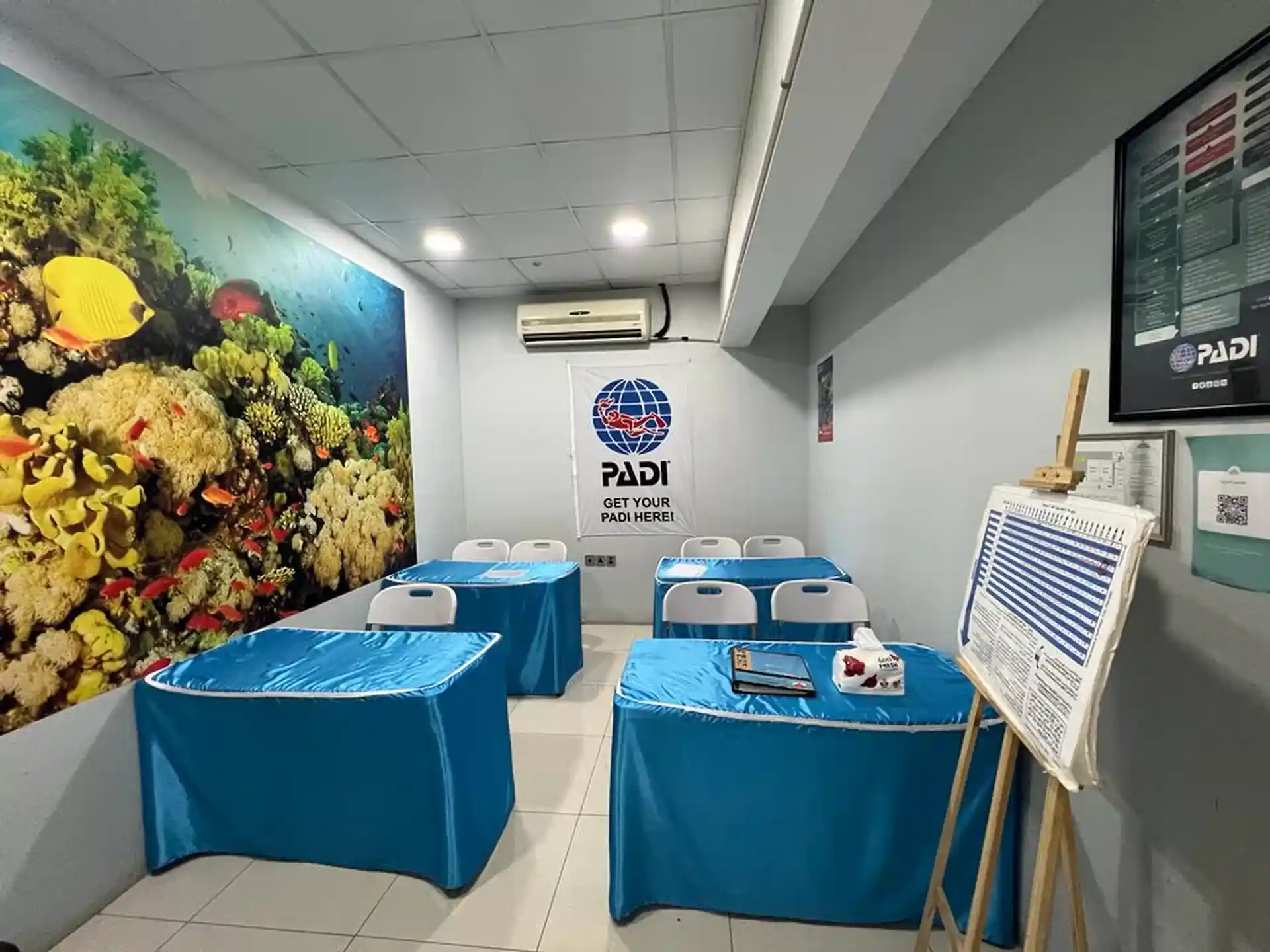 Dive shop photo