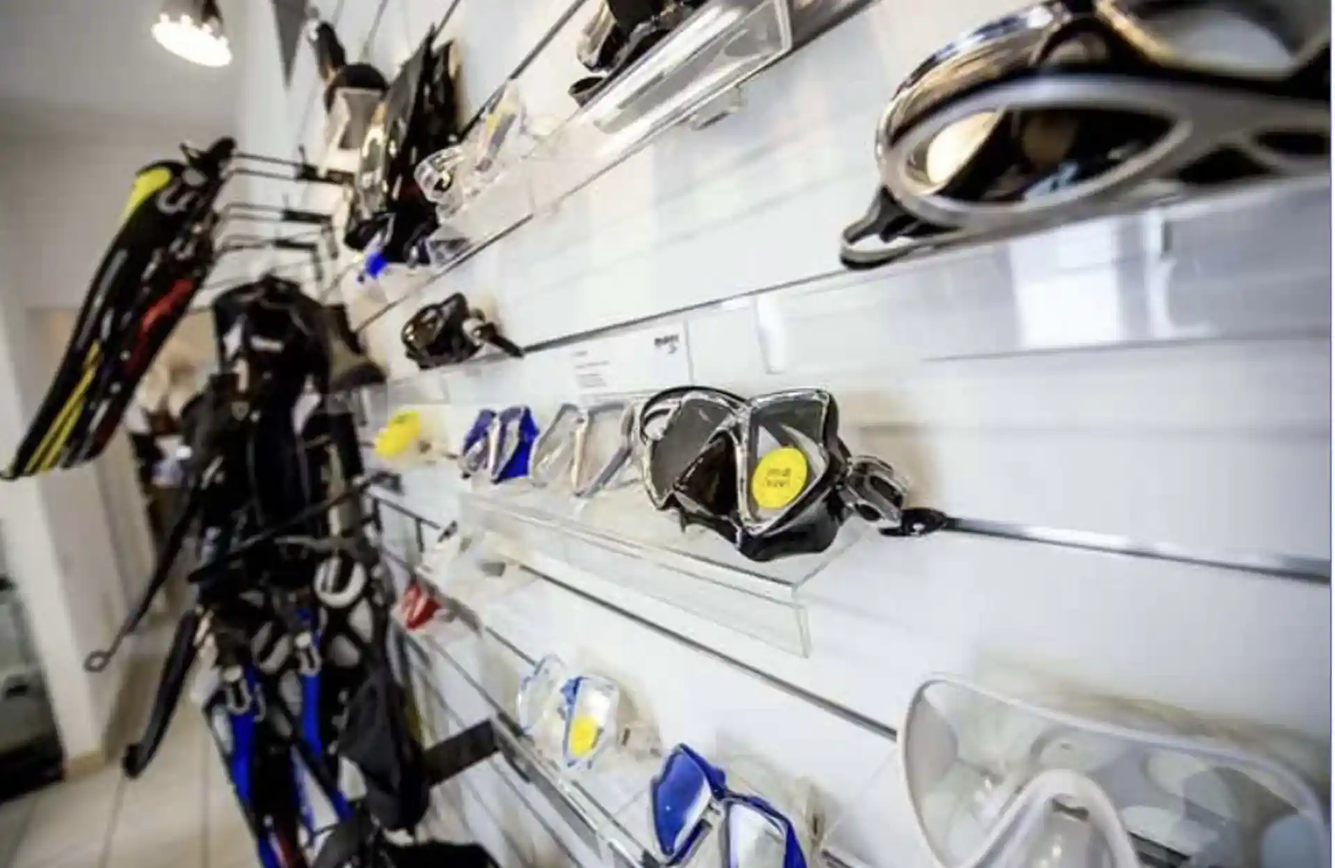 Dive shop photo