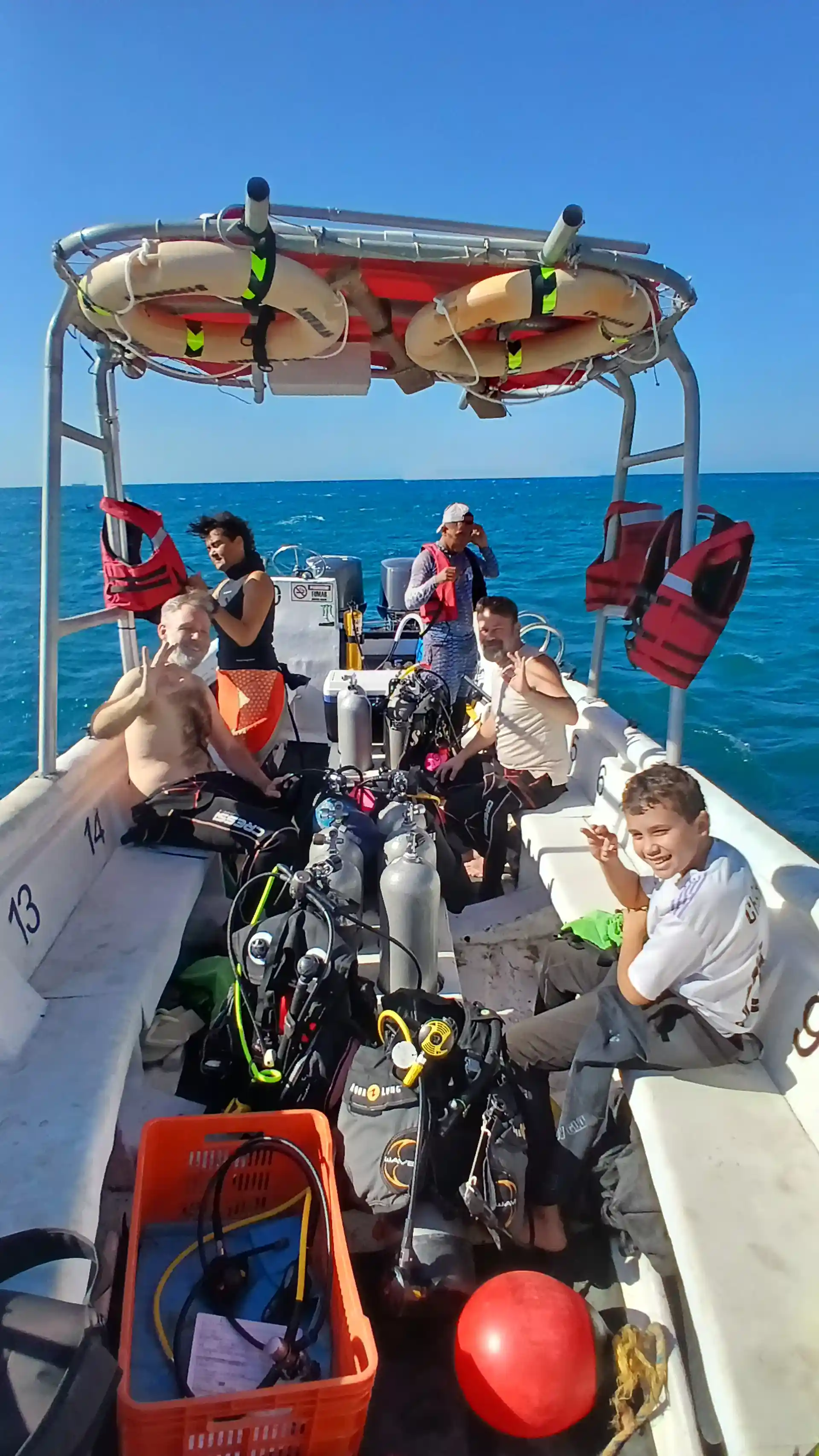 boat ride included to dive in santa Marta and tayrona park