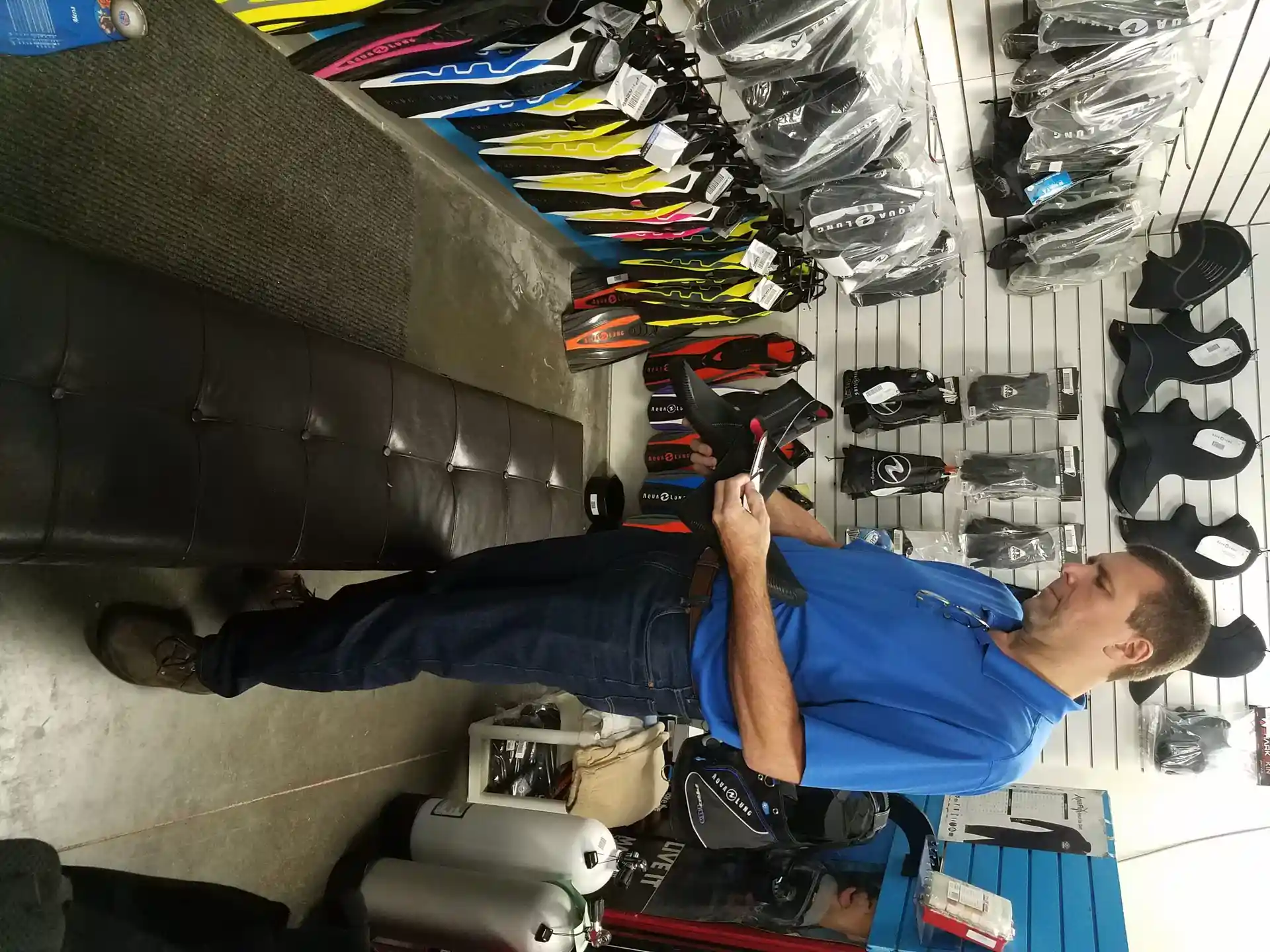 Dive shop photo