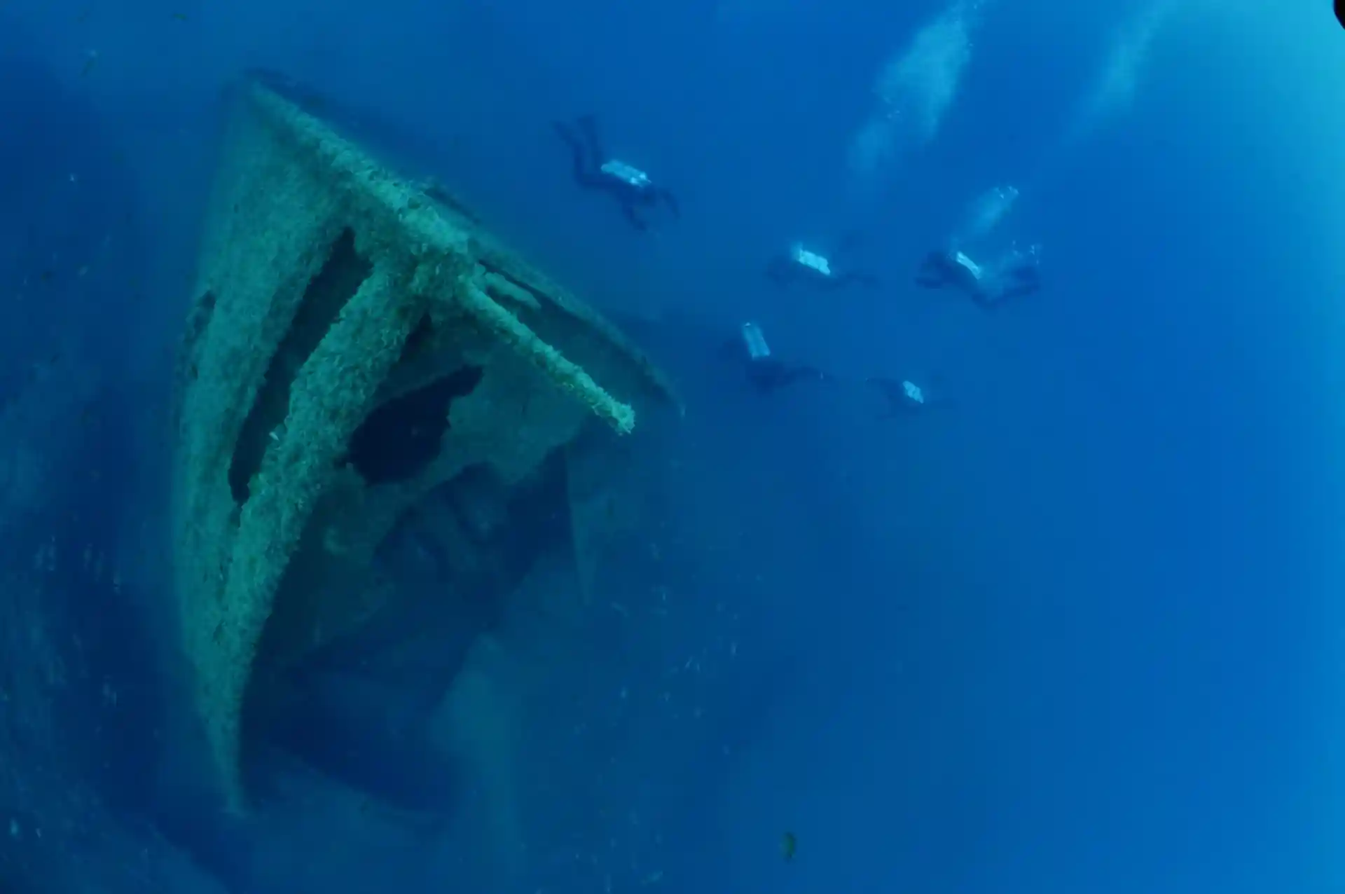 Wreck diving in Portofino © Bruno Borelli