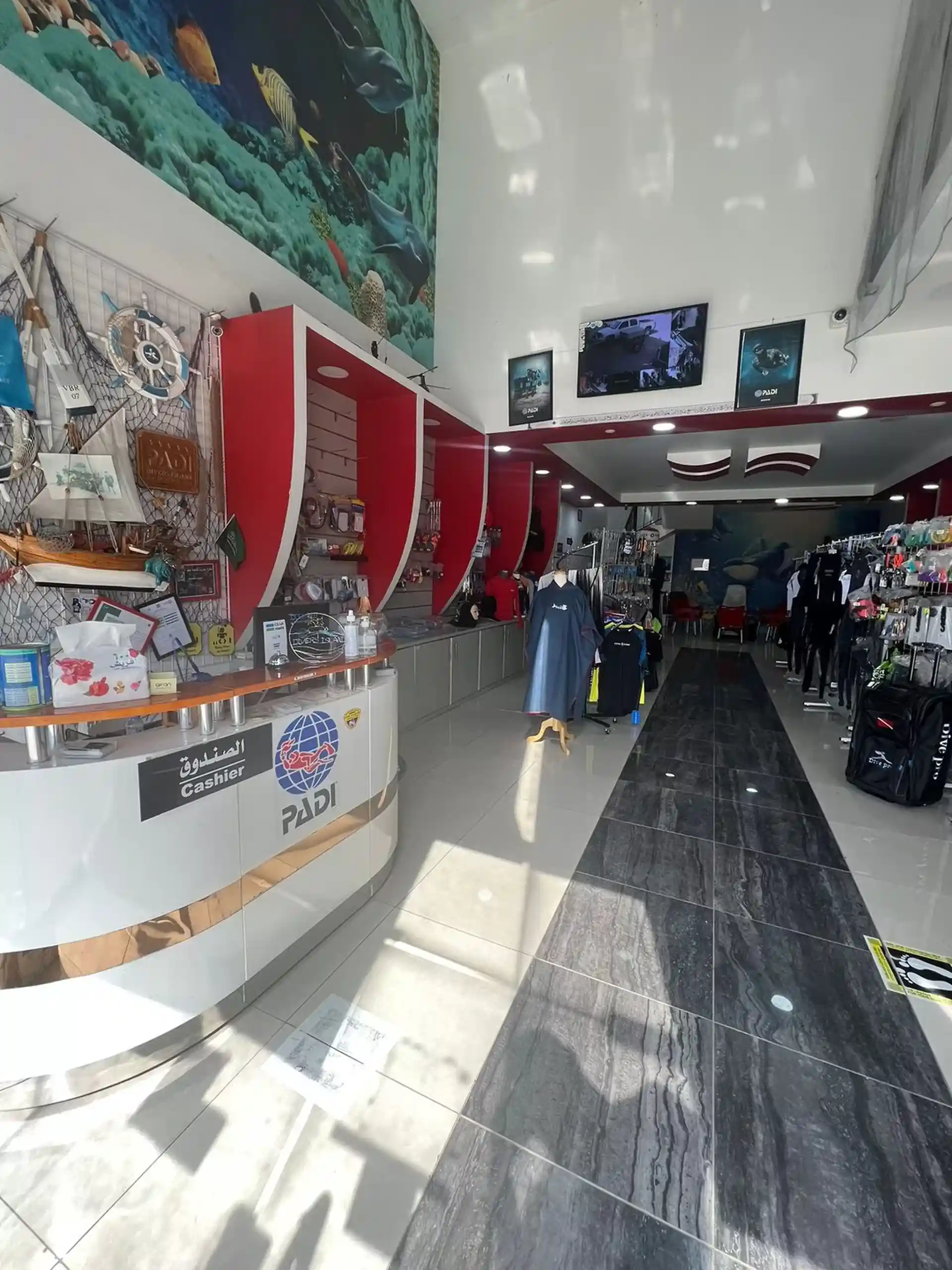 Dive shop photo