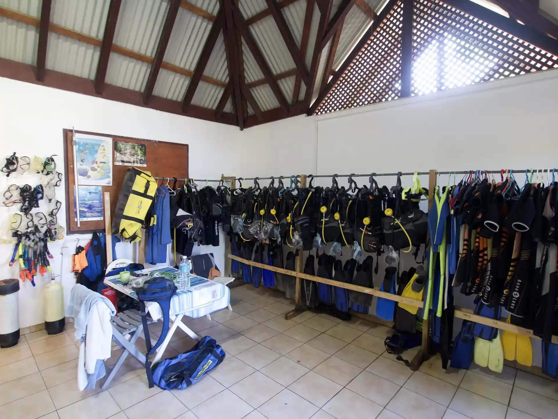 Foto de la tienda de buceo