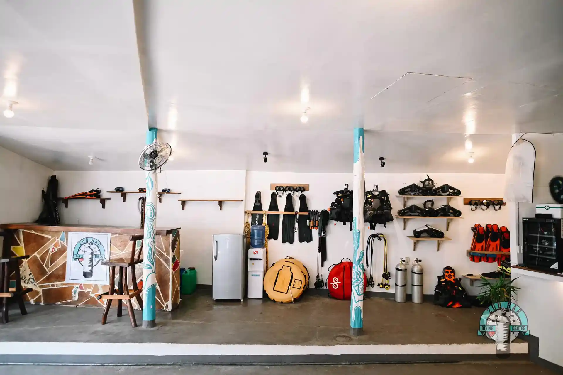 Dive shop photo