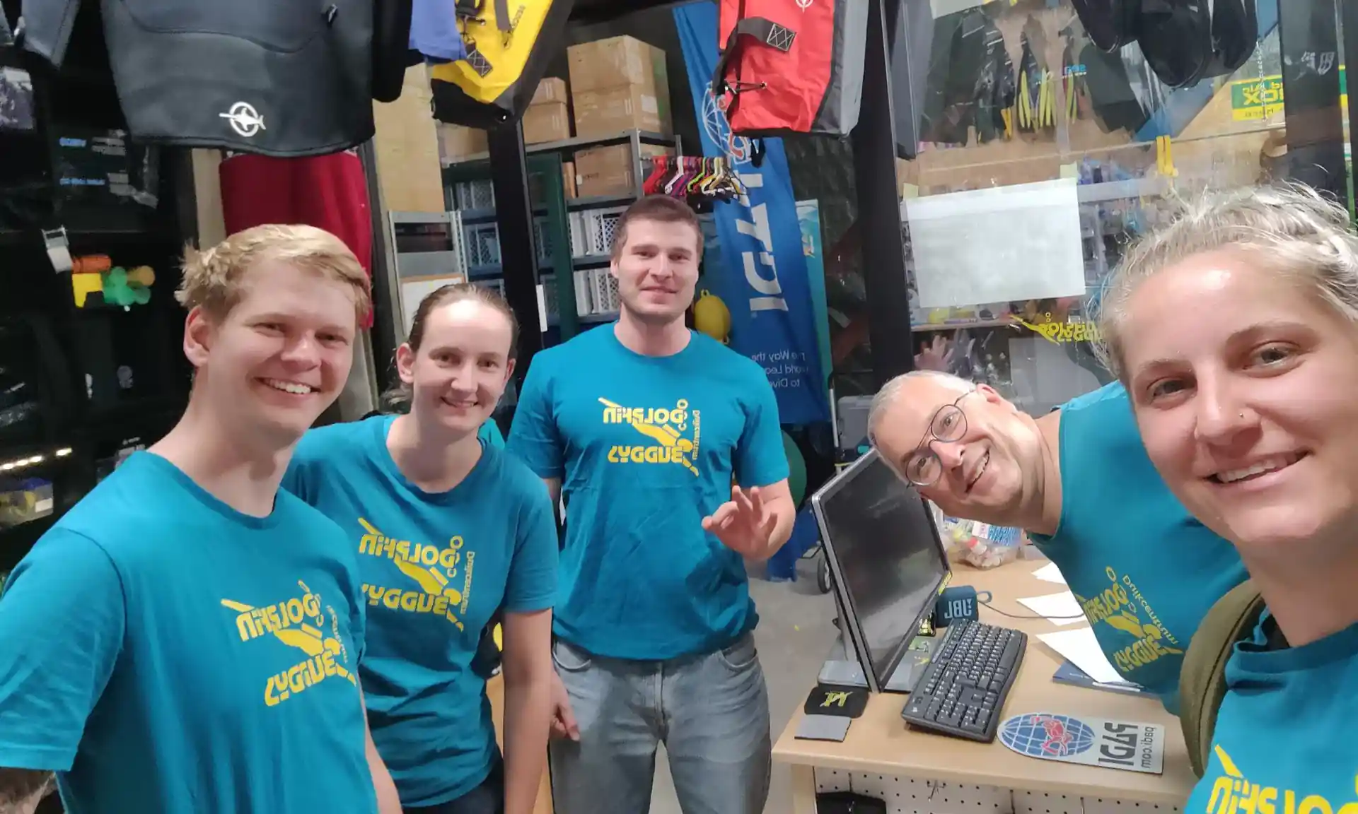 Dive shop photo