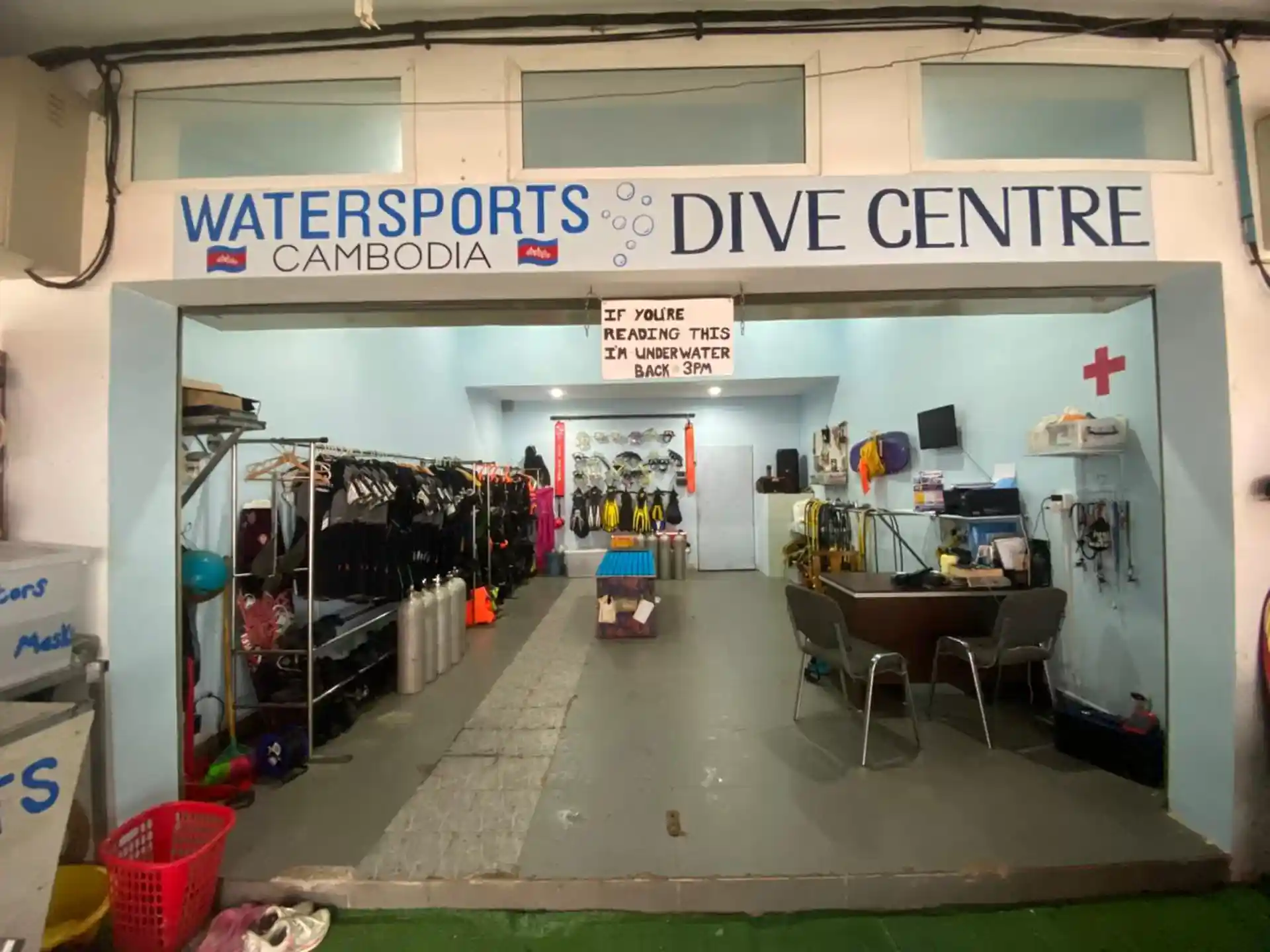 Dive shop photo