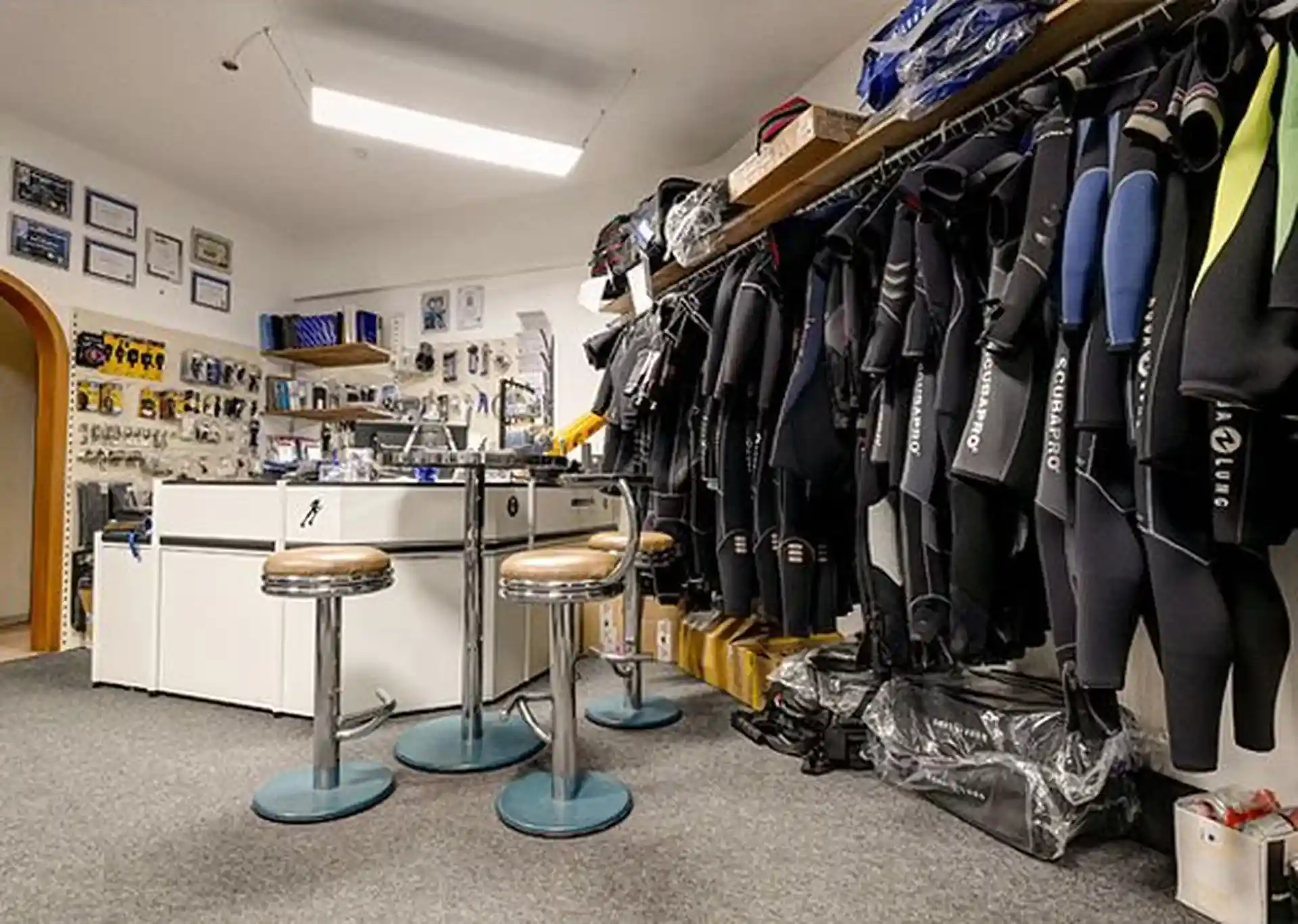 Dive shop photo