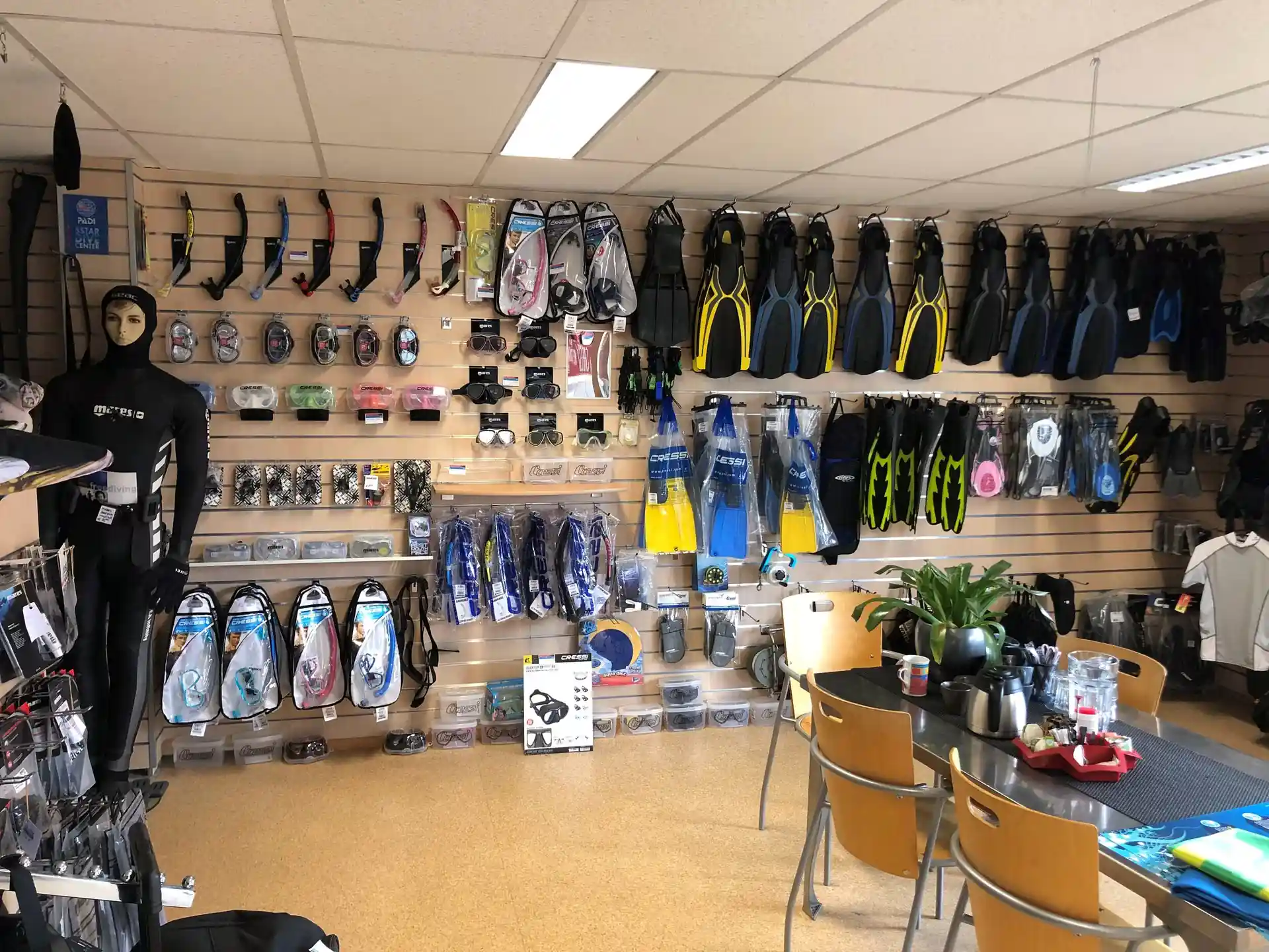 Dive shop photo