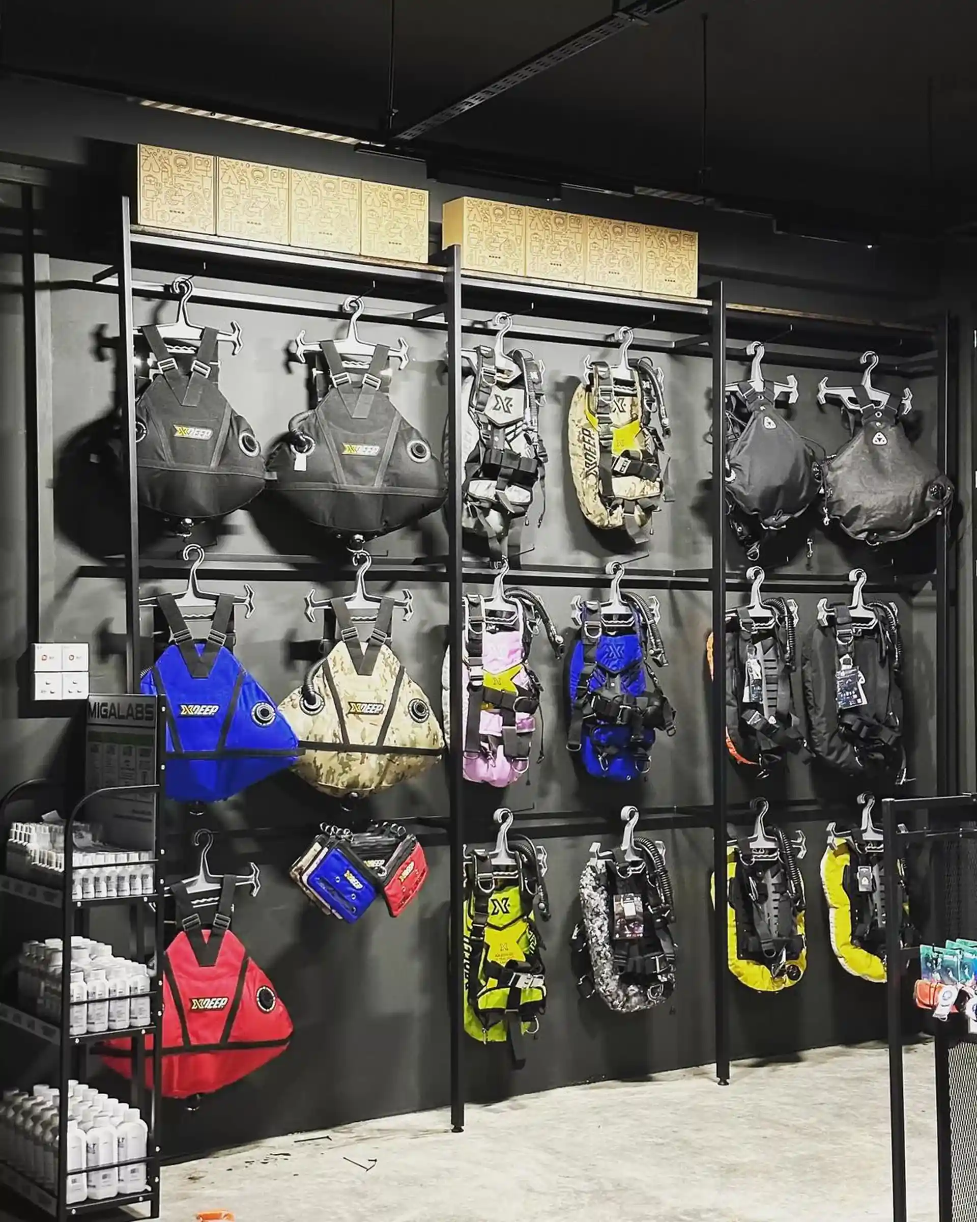 Dive shop photo
