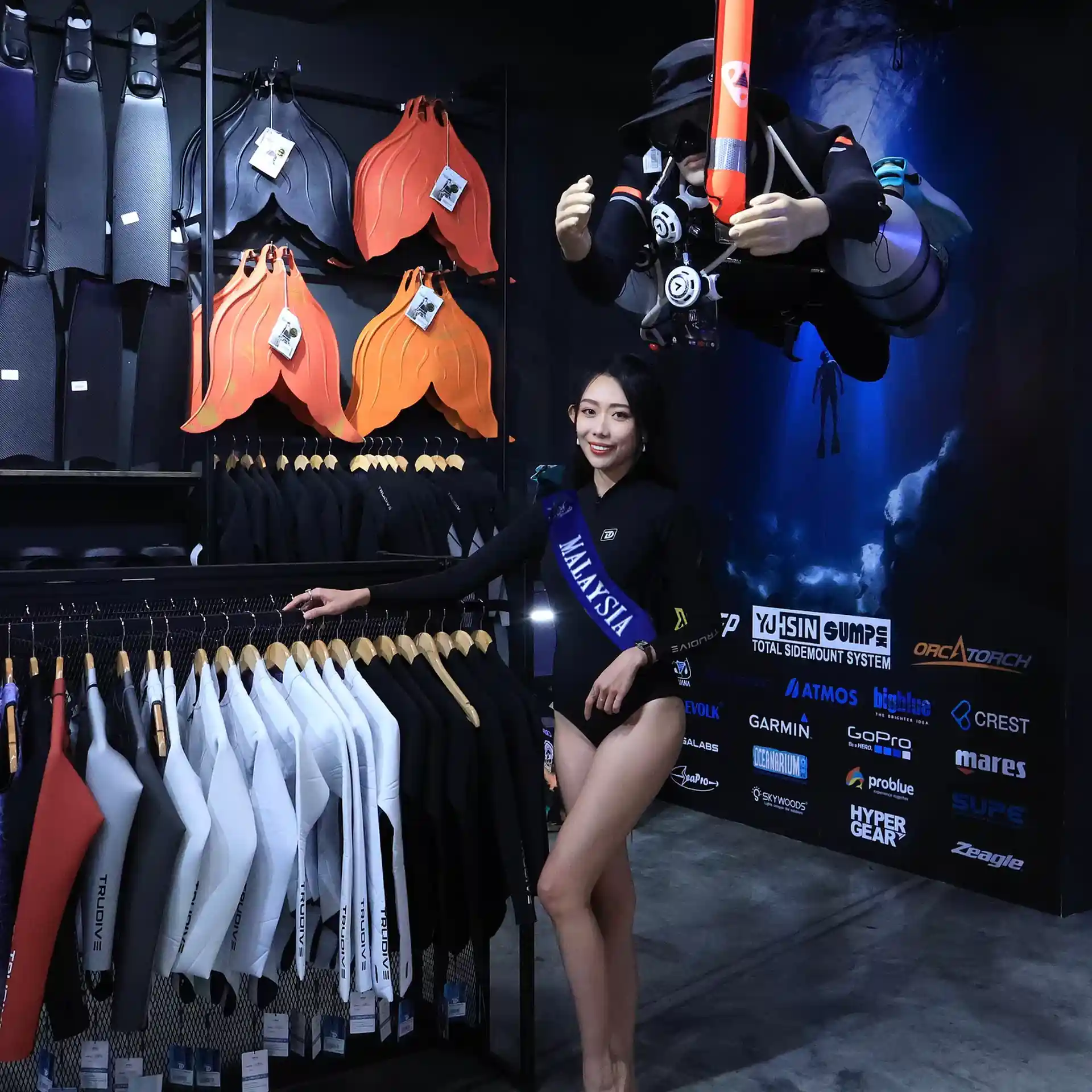 Dive shop photo