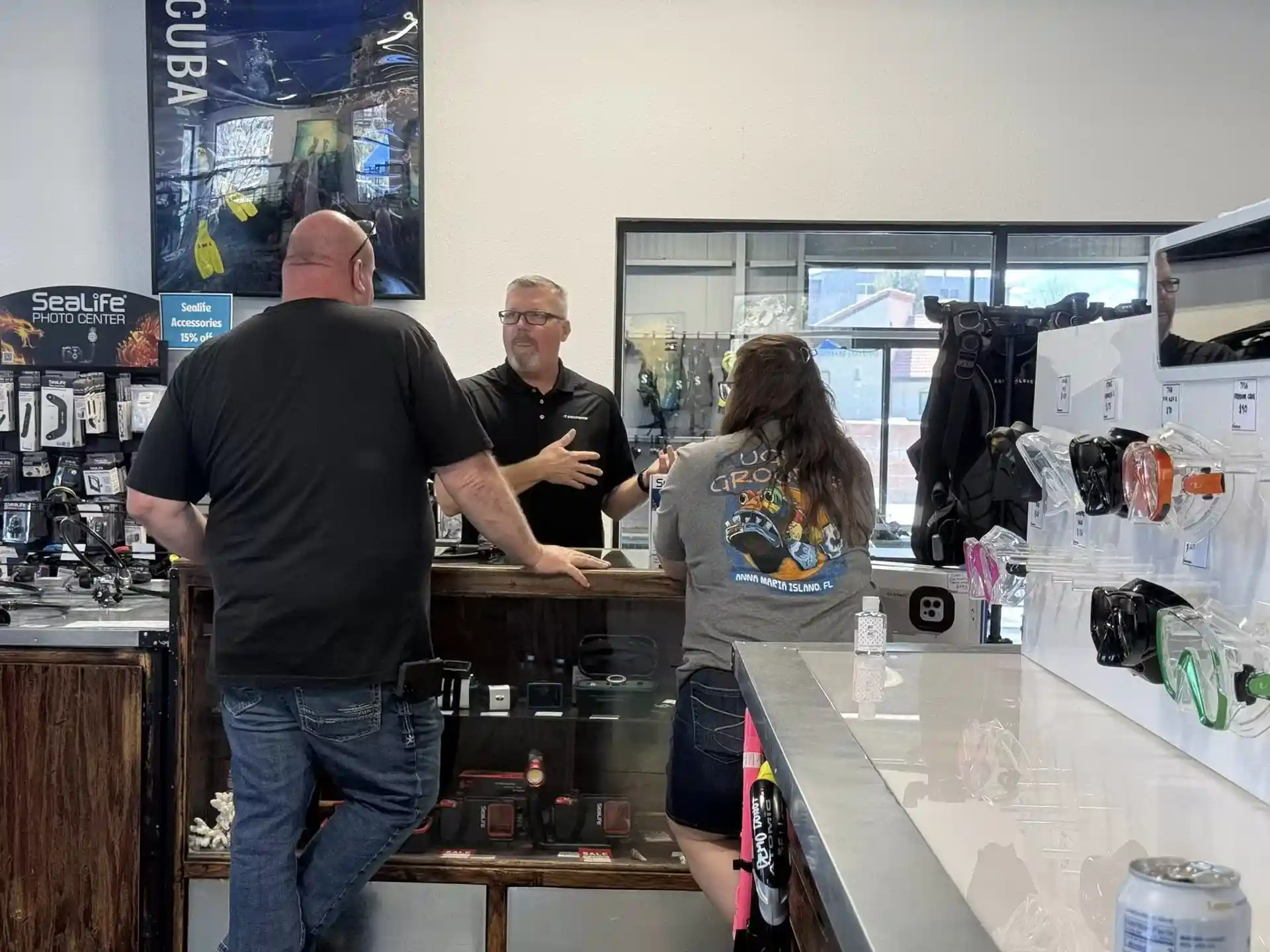 Dive shop photo