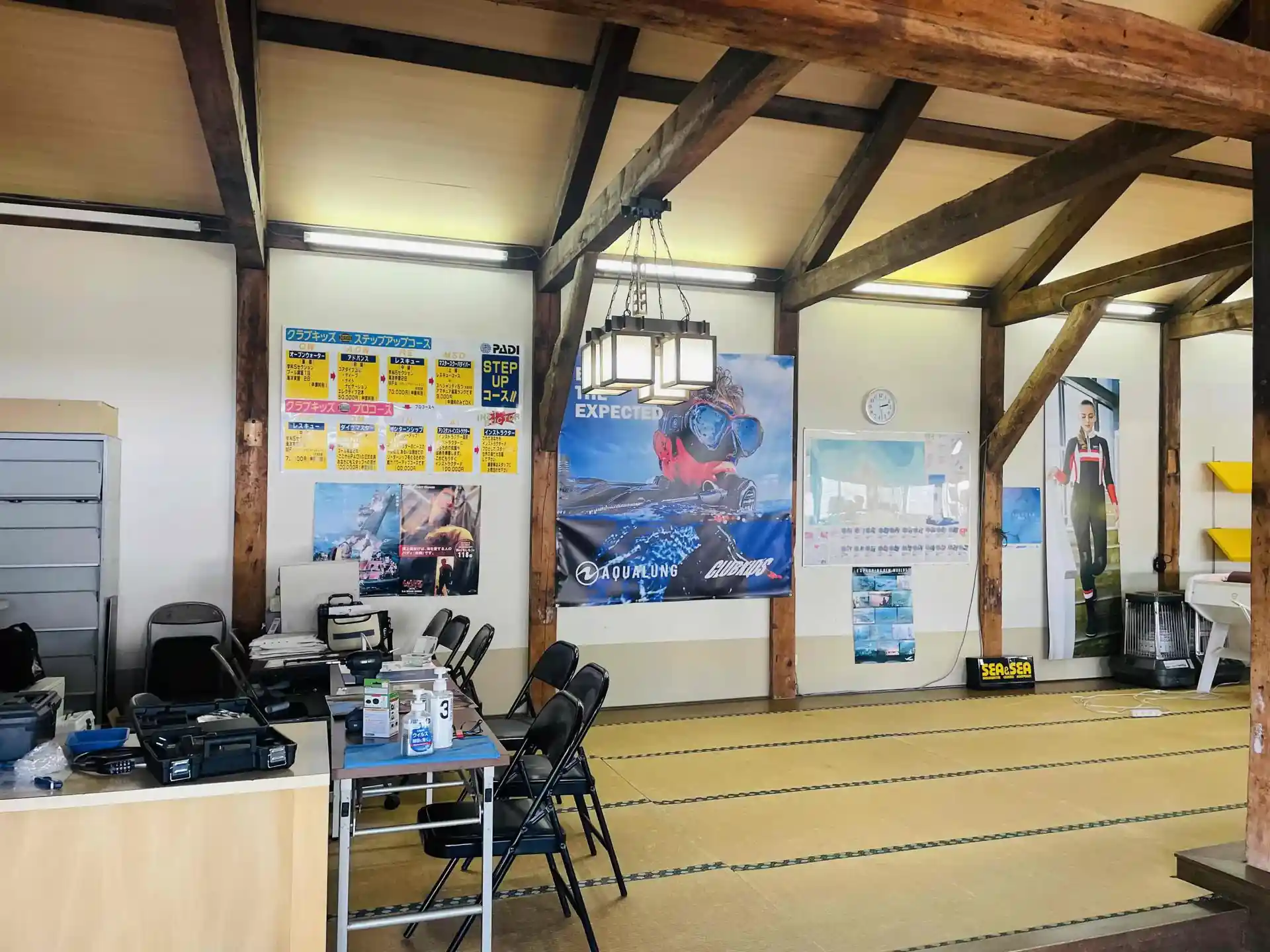 Dive shop photo