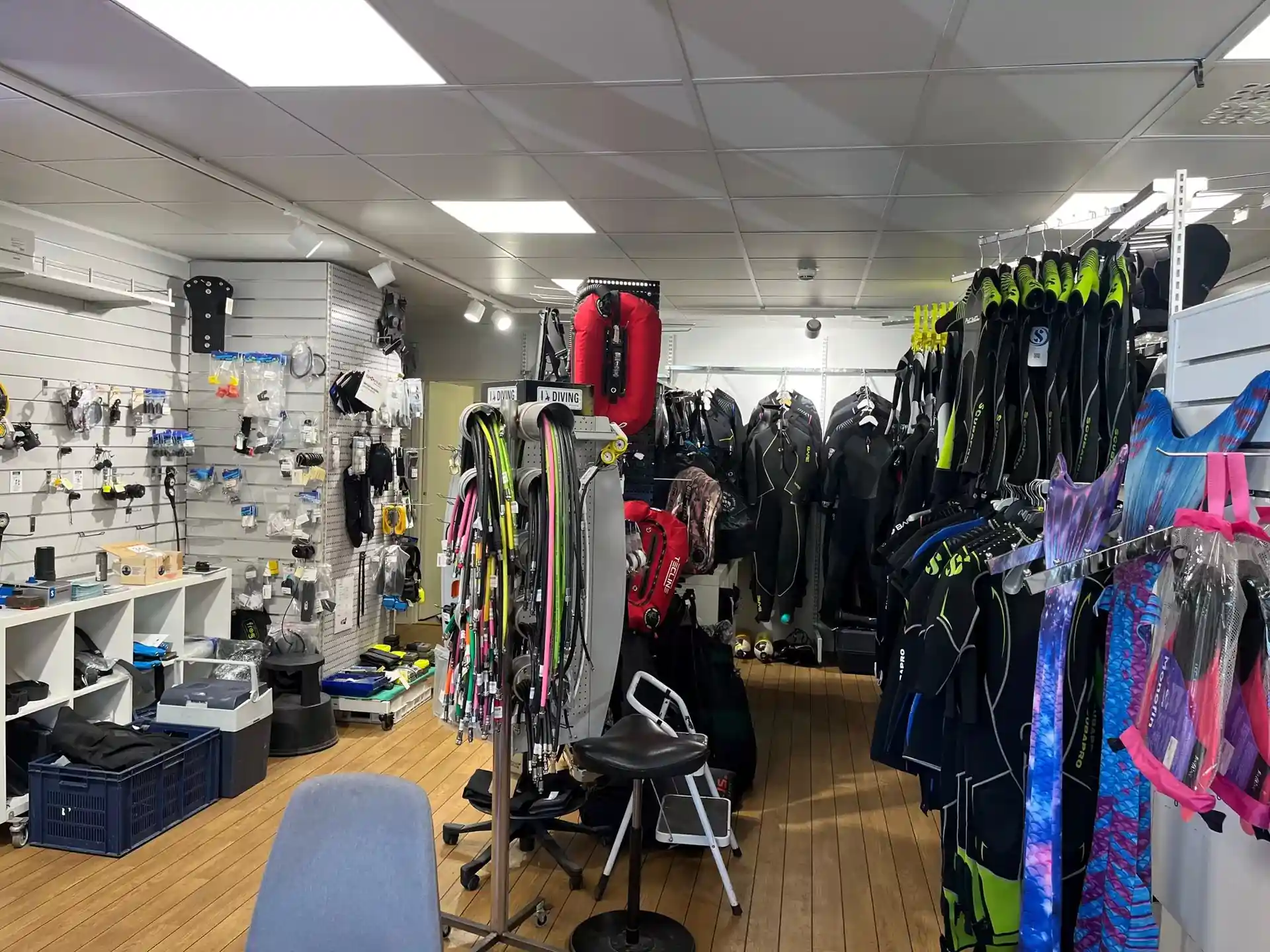 Dive shop photo