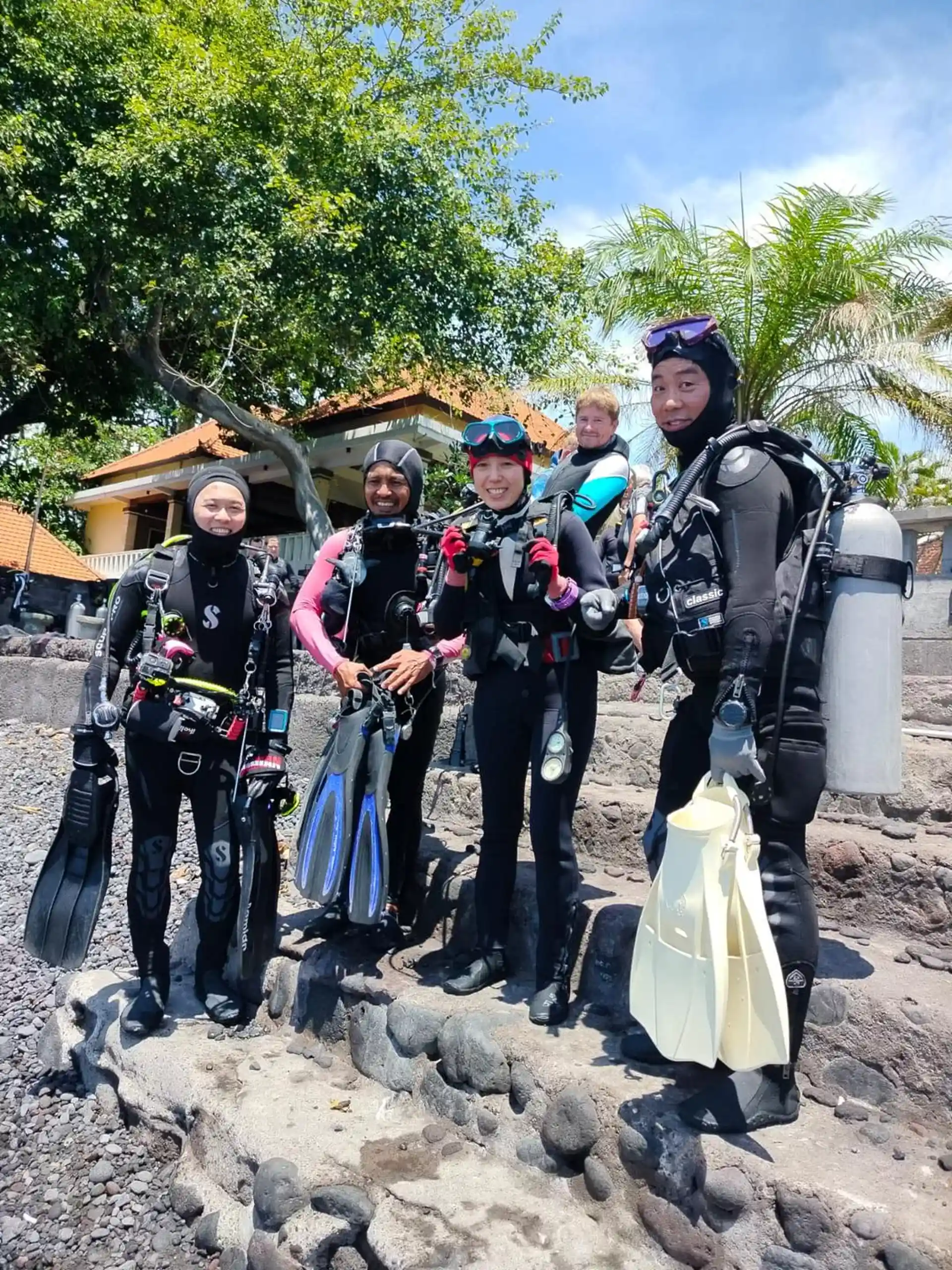 Dive shop photo