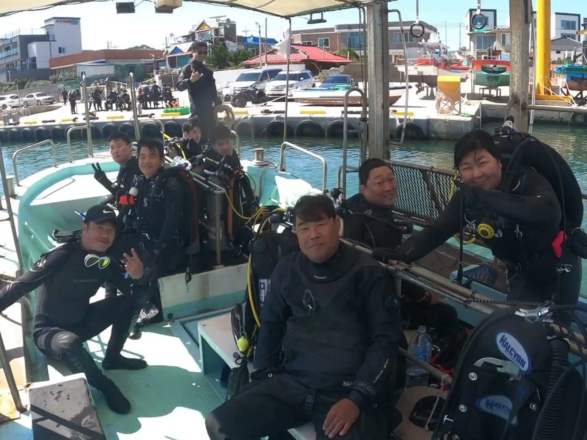 Dive shop photo