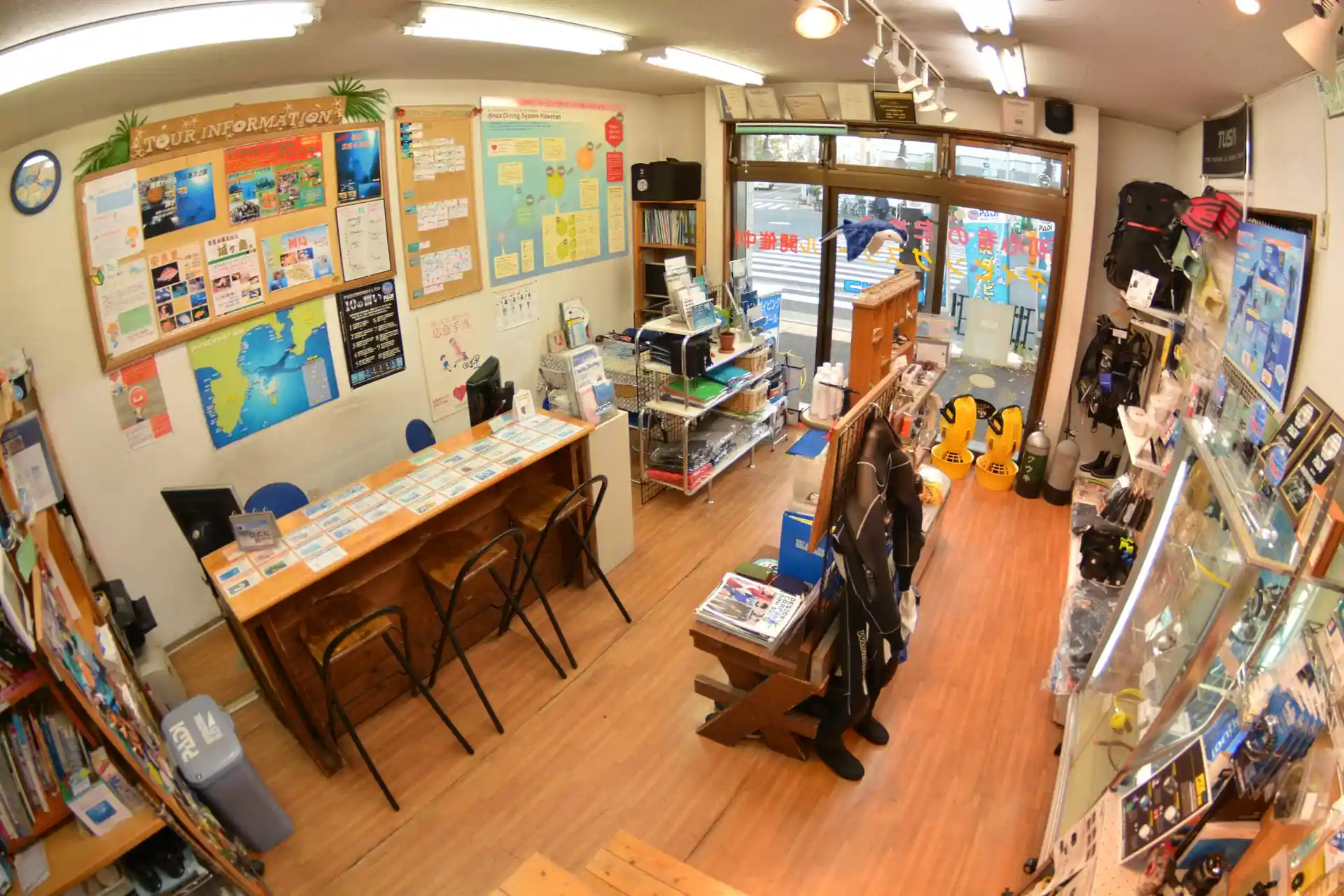 Dive shop photo