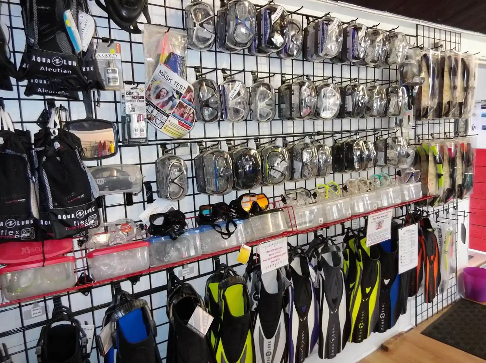 Dive shop photo