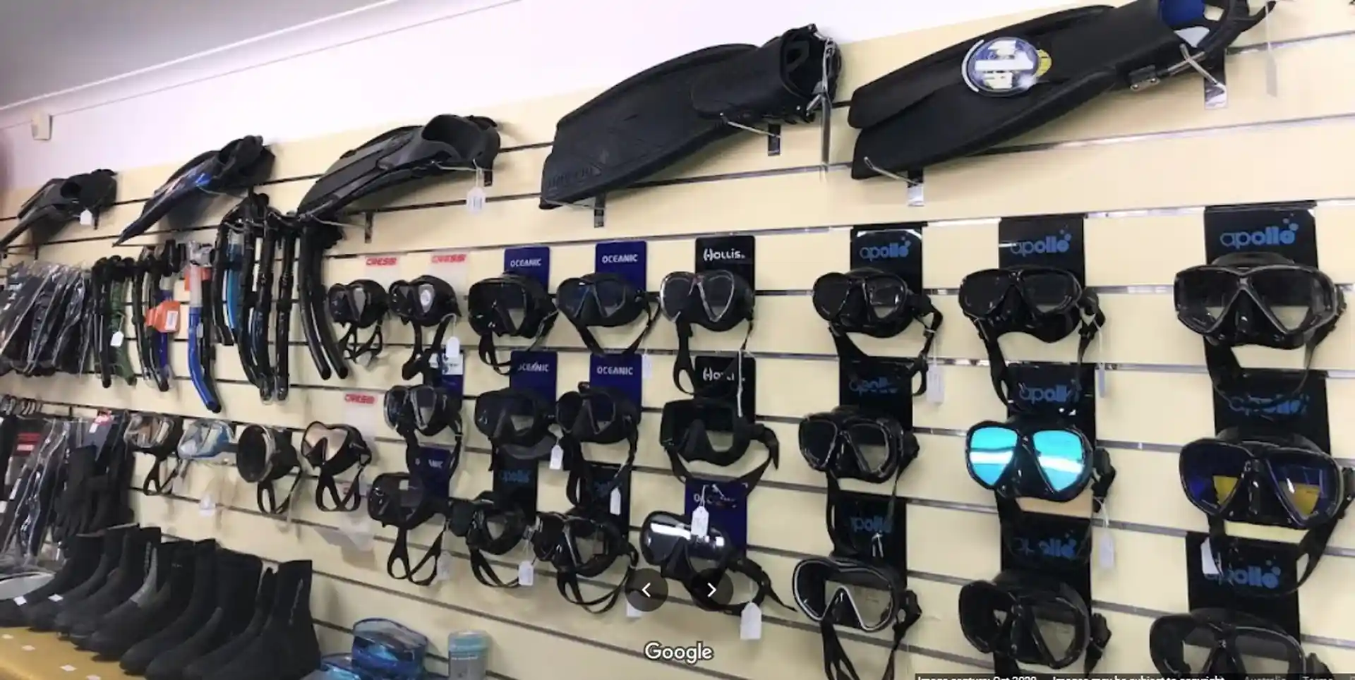 Dive shop photo