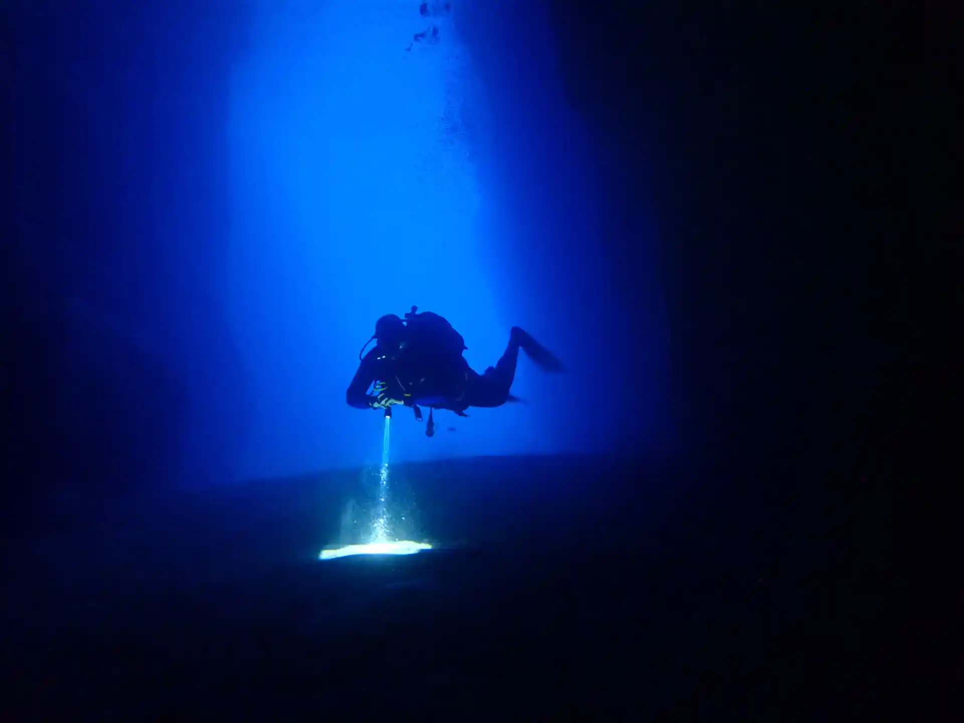 Dive shop photo