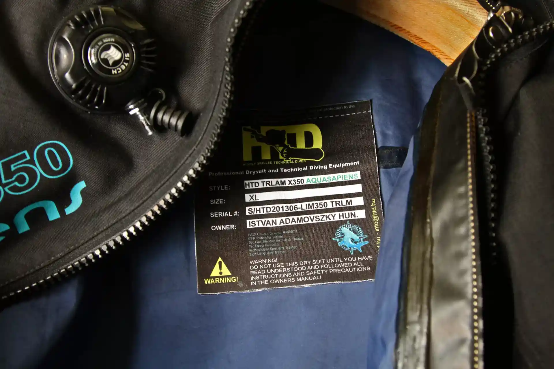 Dive shop photo