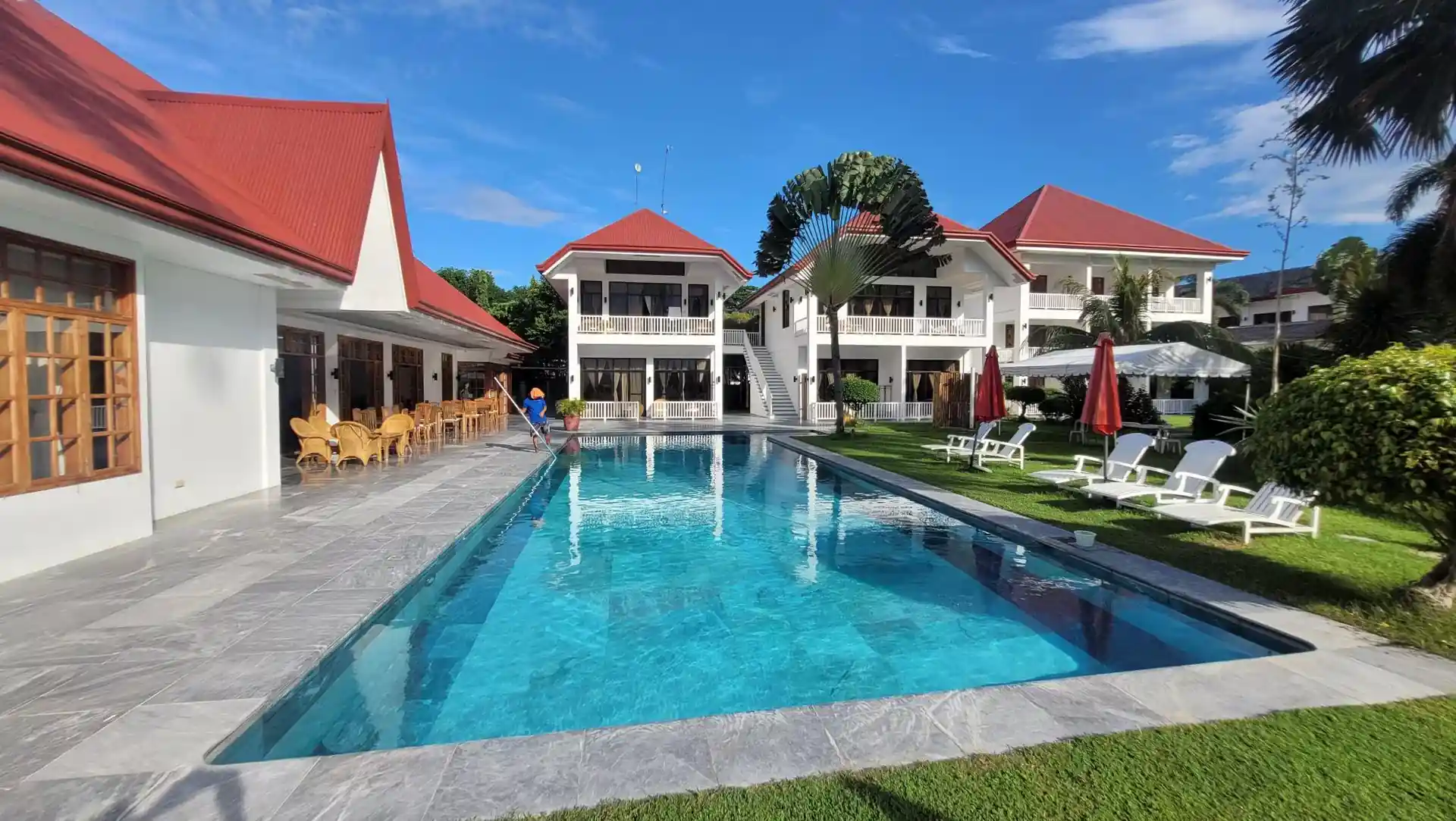 Easy Diving Dauin Pool