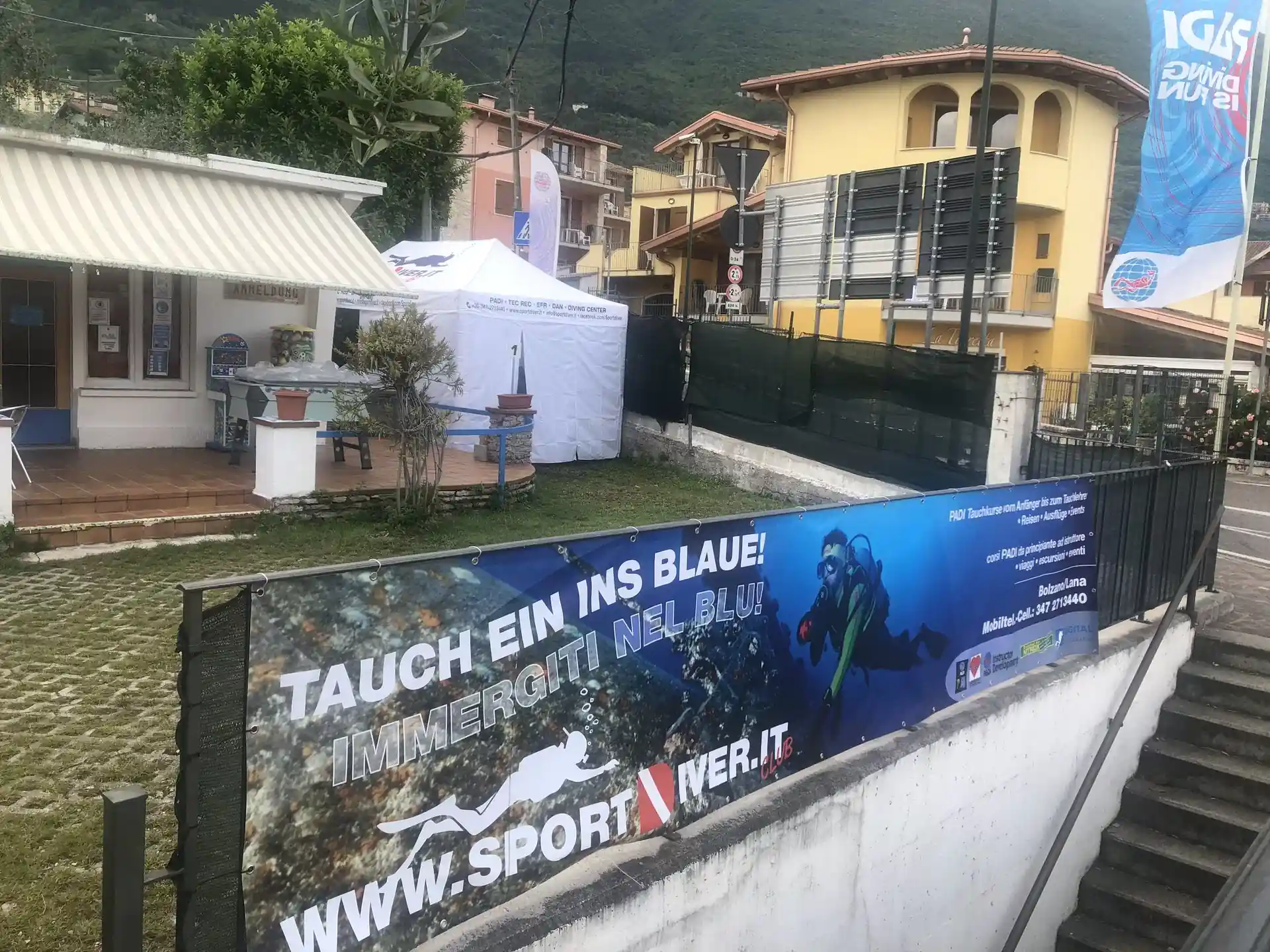 Foto de la tienda de buceo