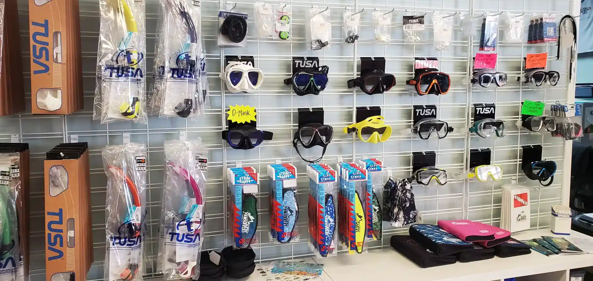 We are fitting specialists for masks. And prescription lens, too. And the colors!
