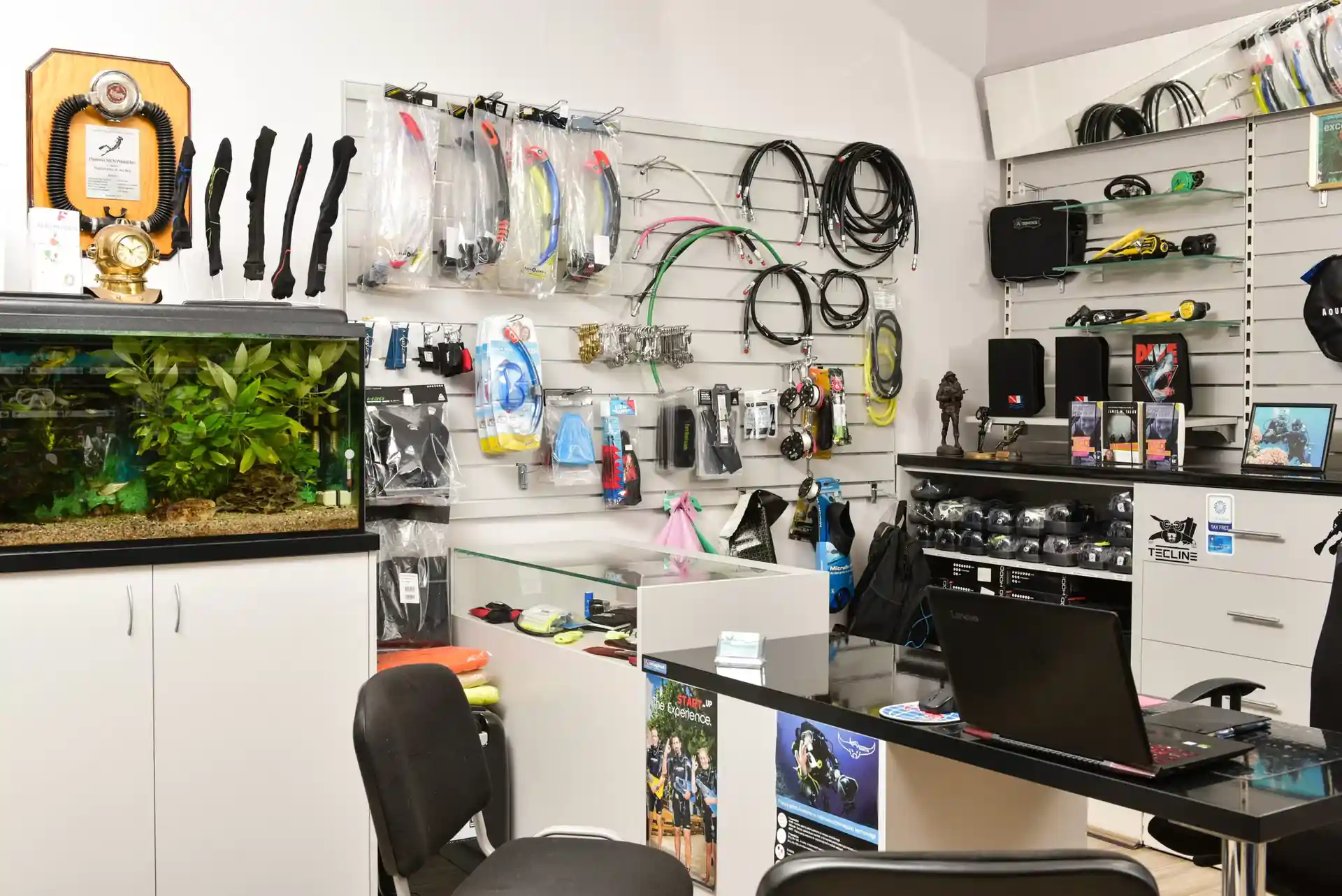 Dive shop photo