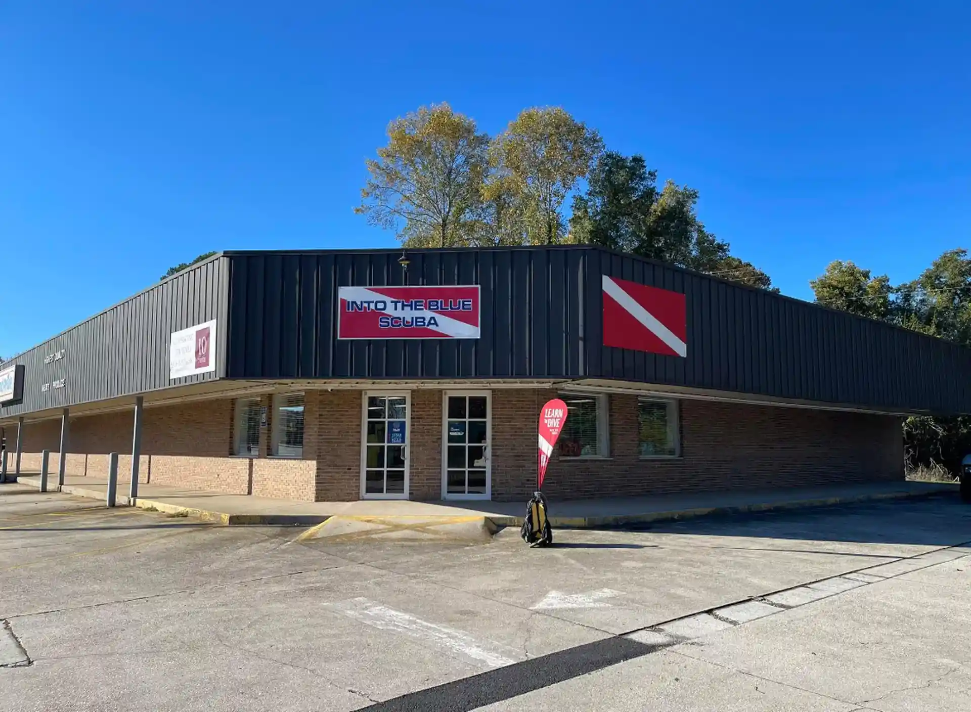 Dive shop photo