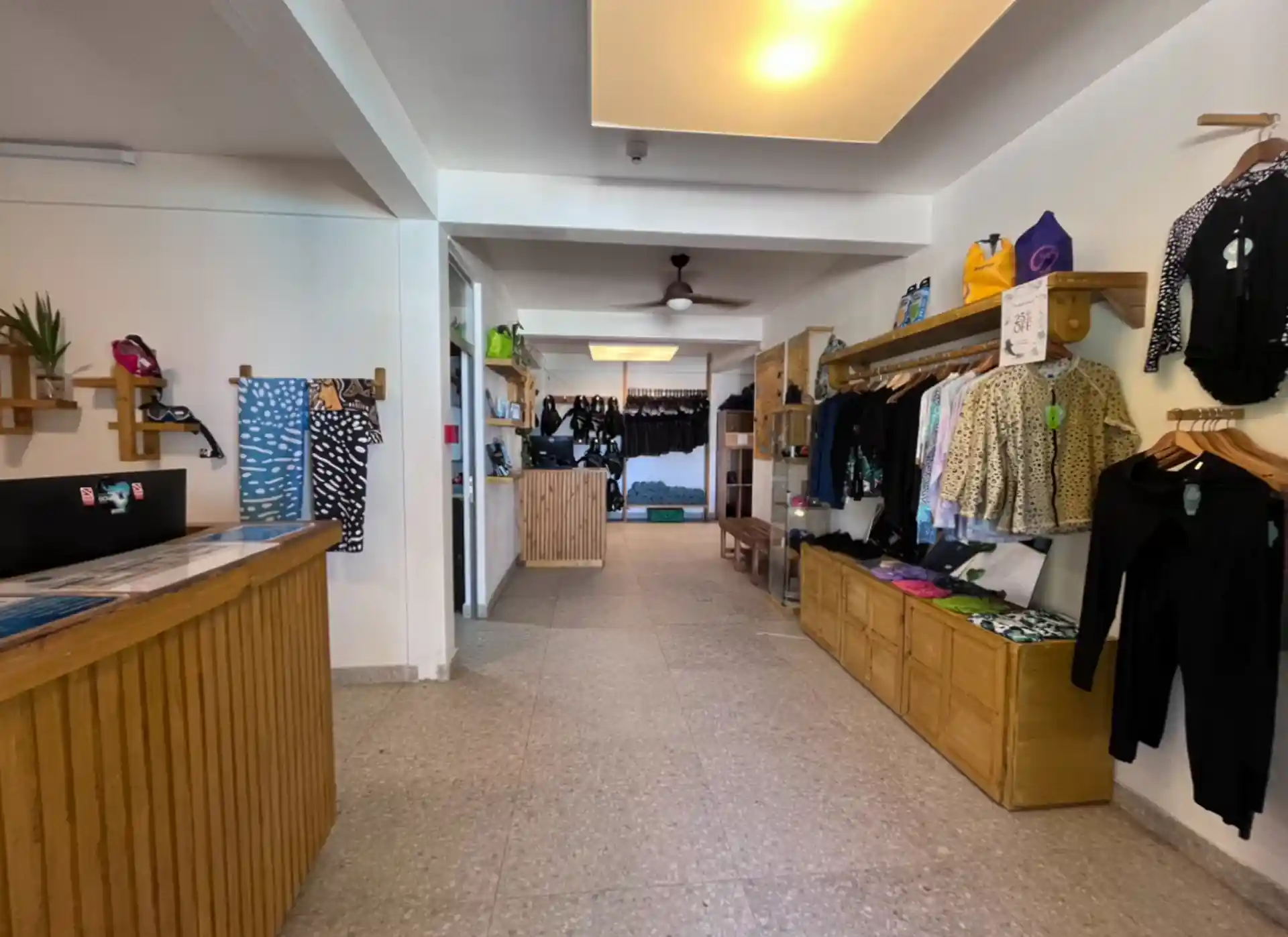 Dive shop photo