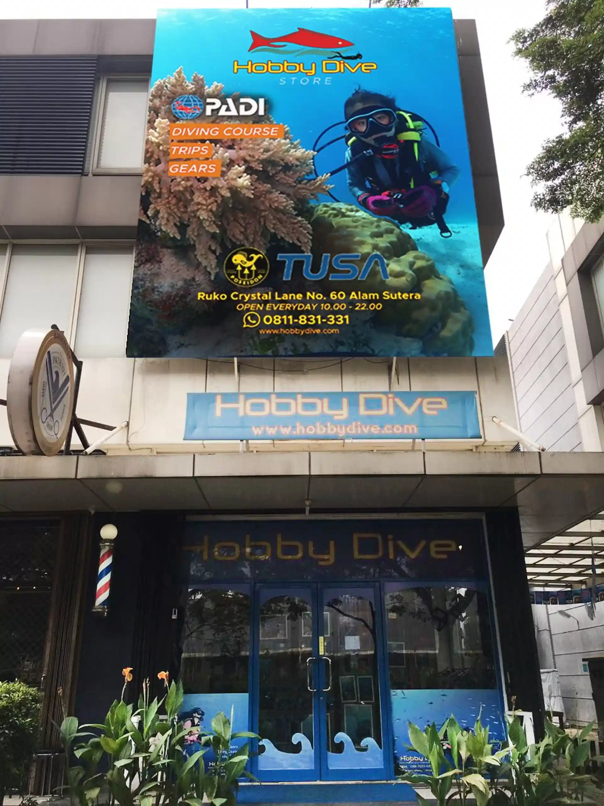 Dive shop photo